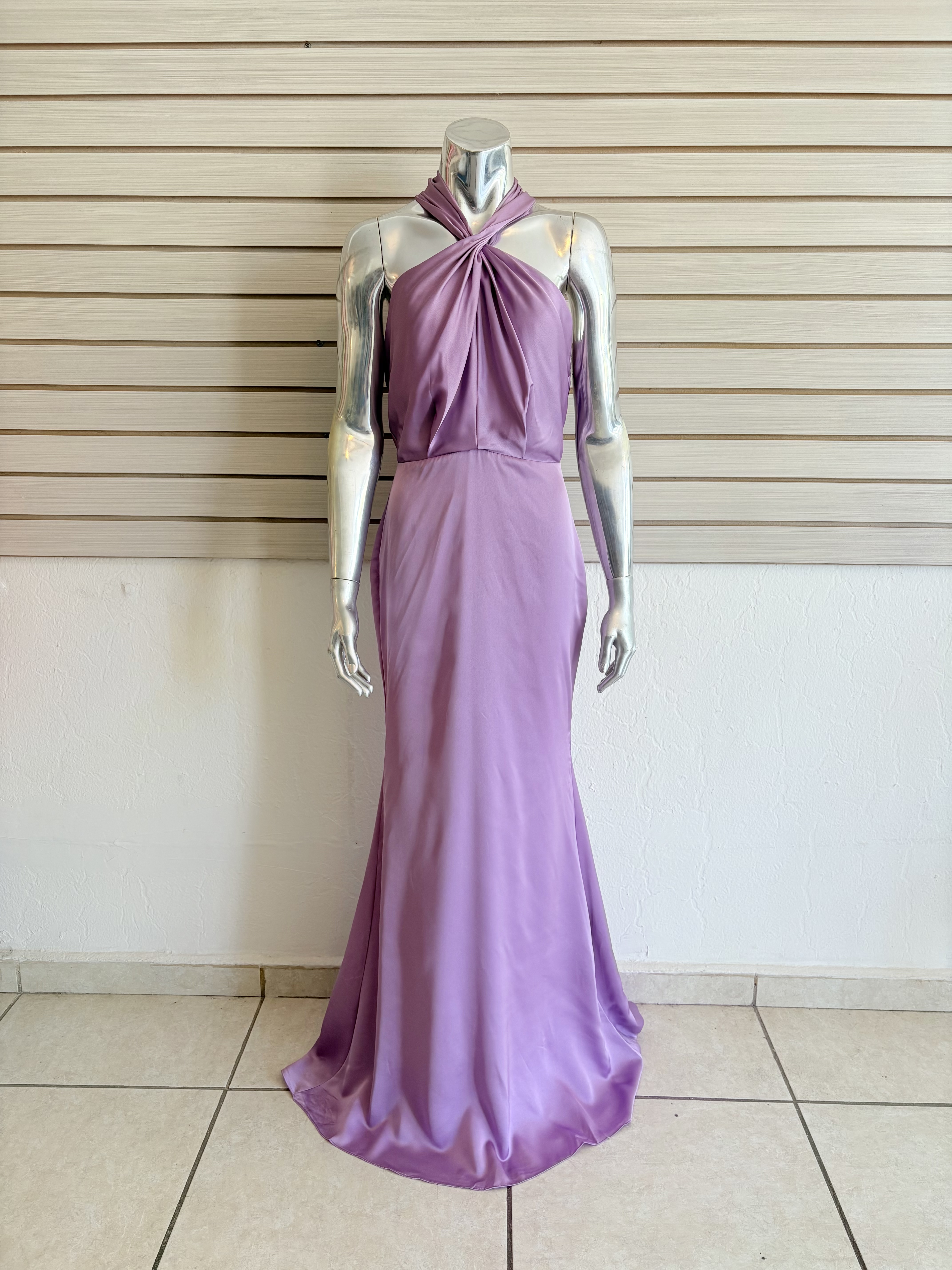 Back Cut-Out Halter Neck 