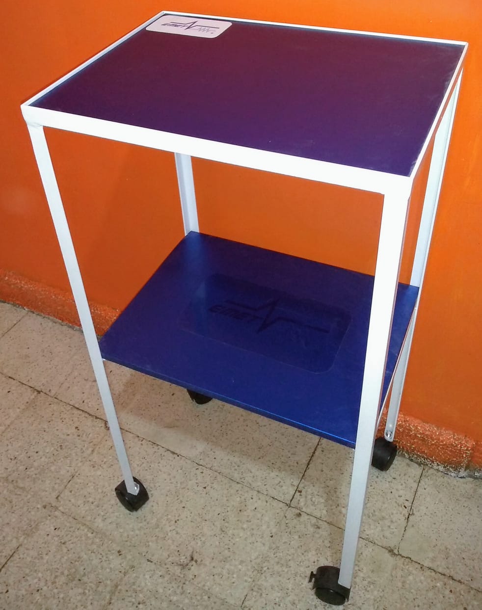 Carrito p/parafinero de 6lb o compresero de 4