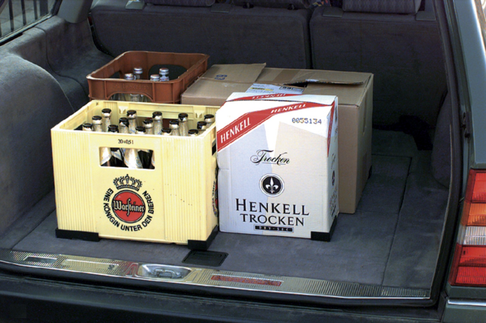 Schwarze Antirutsch Anti Rutsch Ecken Winkel 4er Set 12 x 5 cm