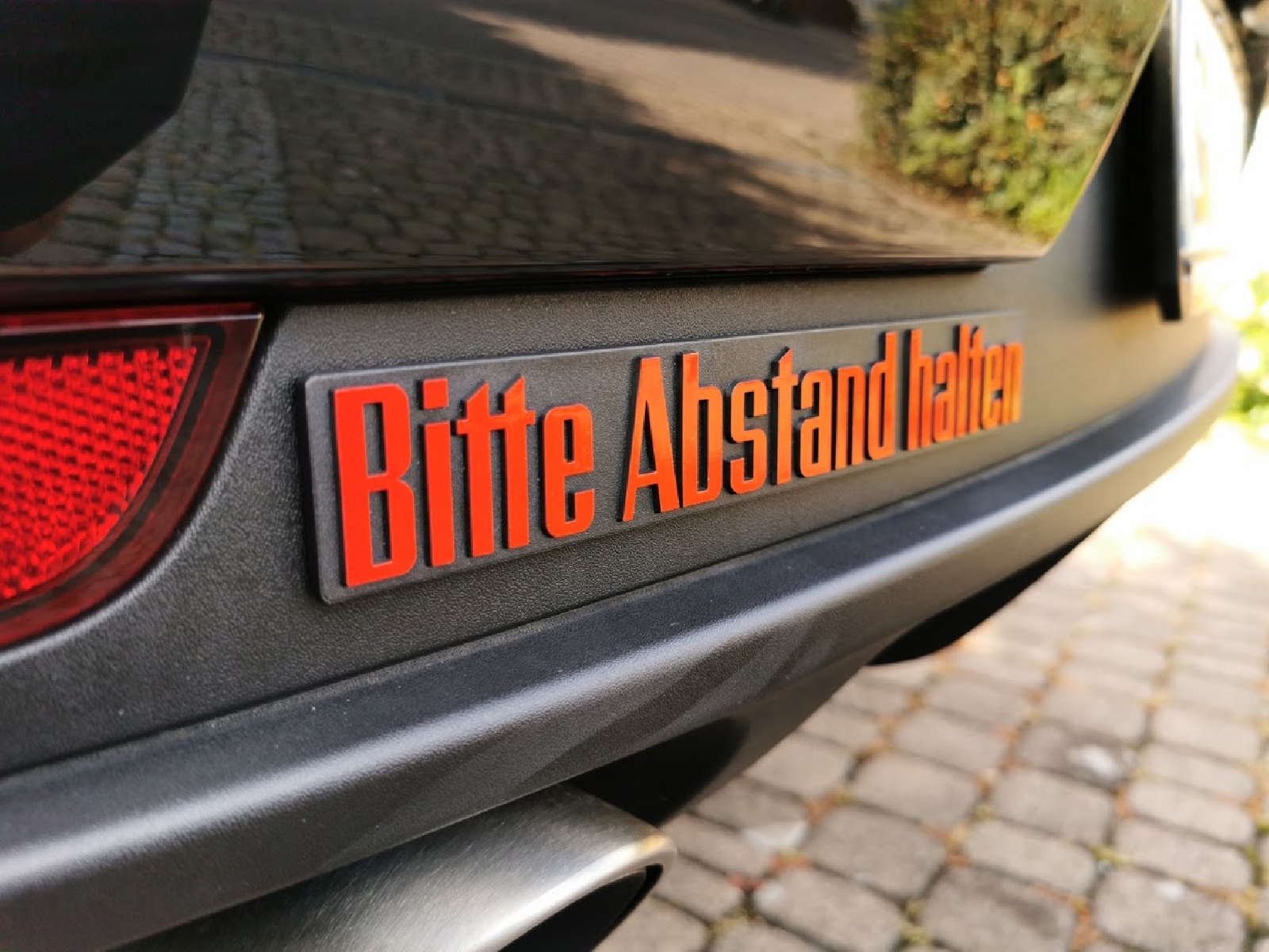 Auto Relief 3D Emblem Bitte Abstand halten (ca. 21 cm)