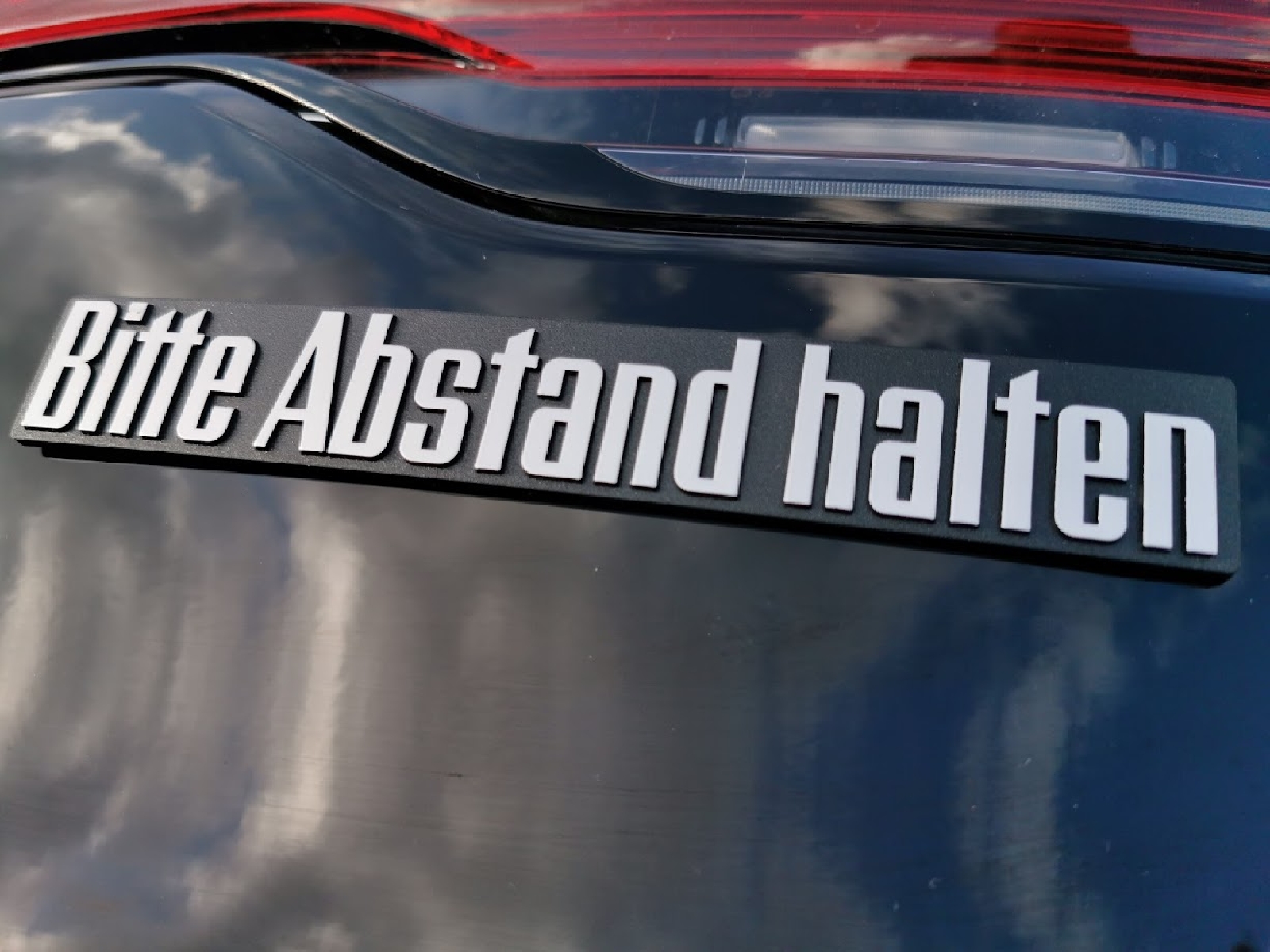 Auto Relief 3D Emblem Bitte Abstand halten (ca. 21 cm)