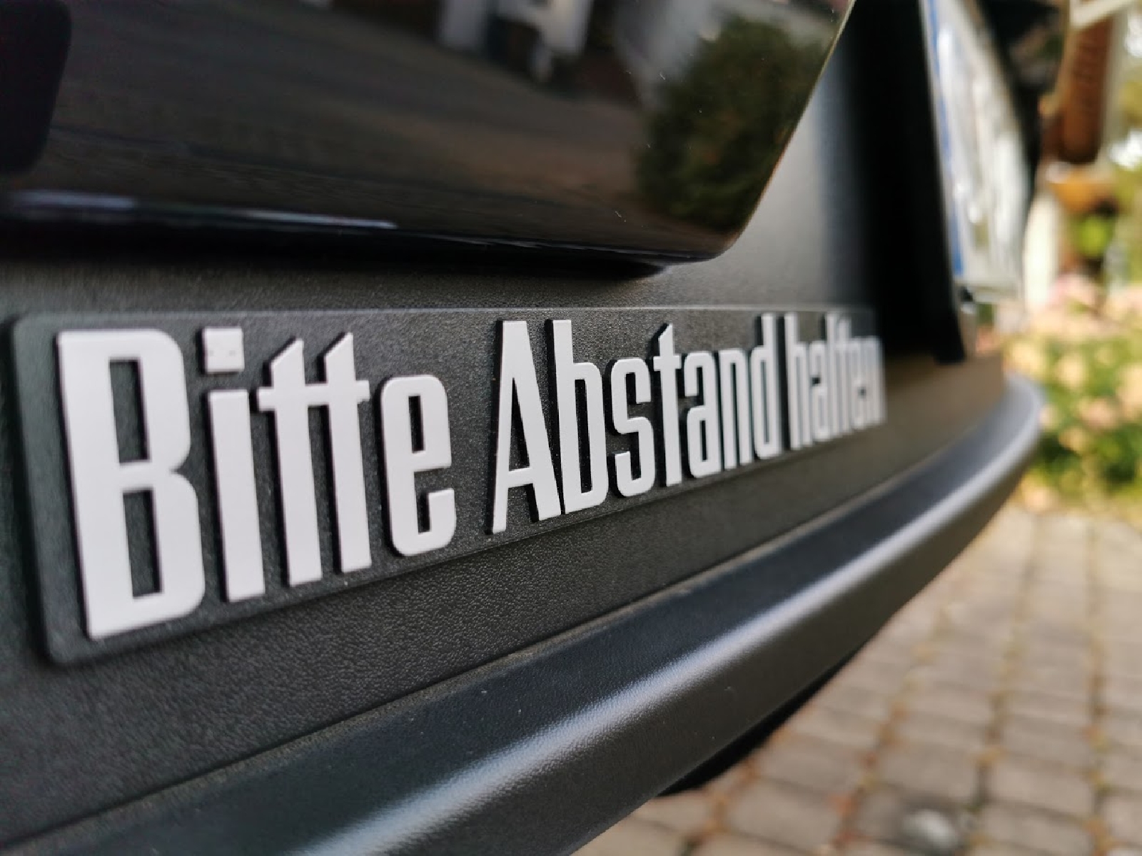 Auto Relief 3D Emblem Bitte Abstand halten (ca. 21 cm)