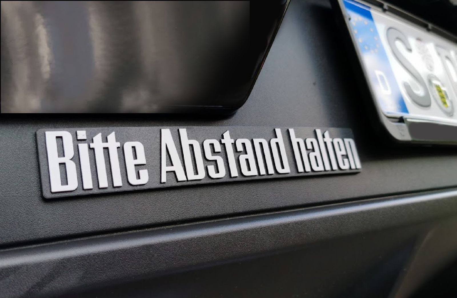 Auto Relief 3D Emblem Bitte Abstand halten (ca. 21 cm)