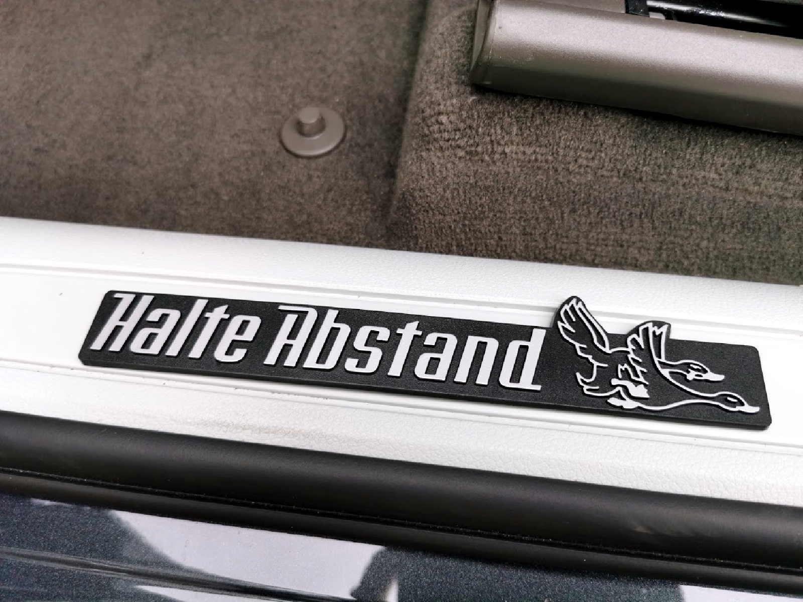 Auto Relief 3D Emblem Halte Abstand (ca. 21 cm)