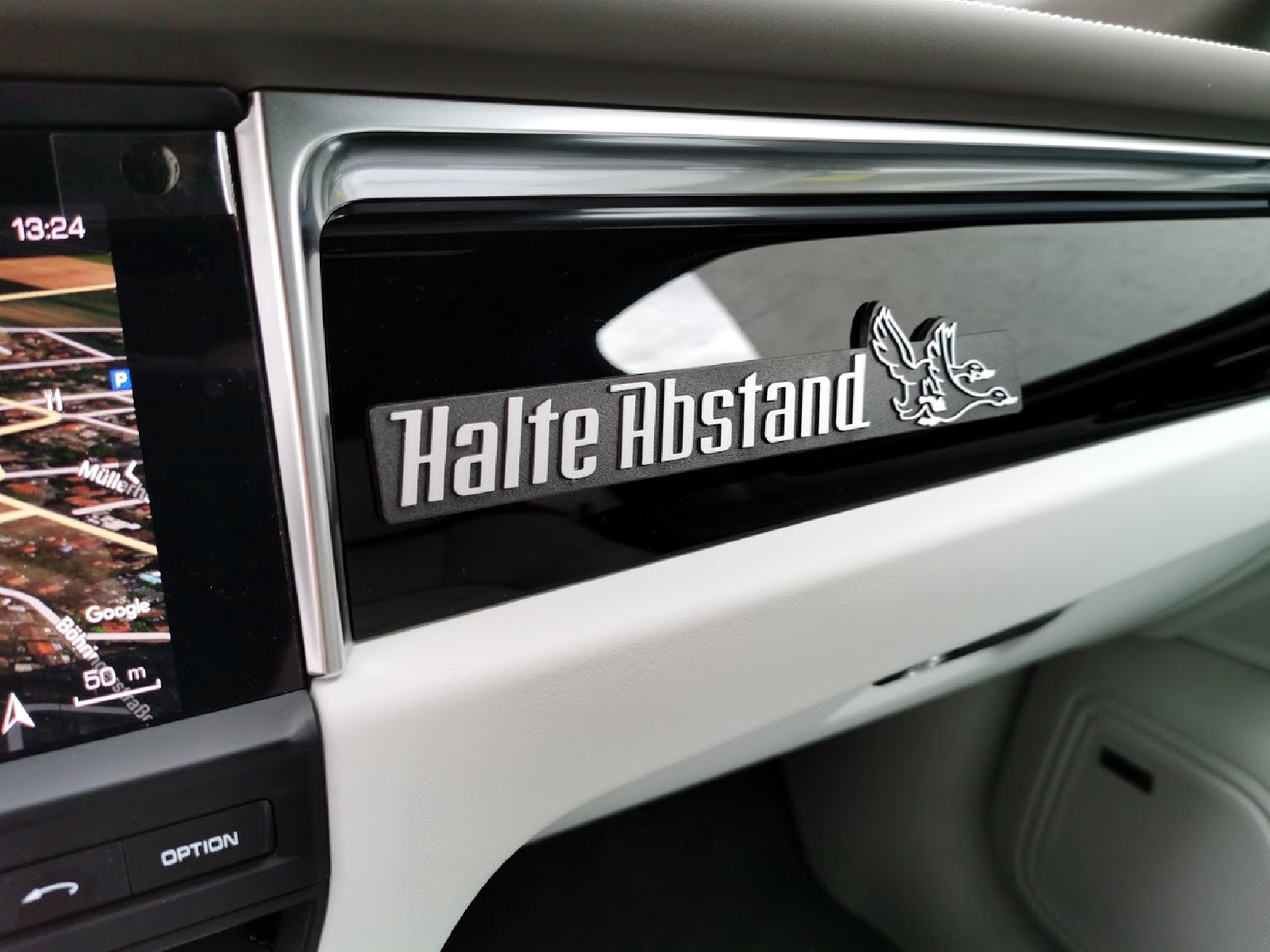 Auto Relief 3D Emblem Halte Abstand (ca. 21 cm)