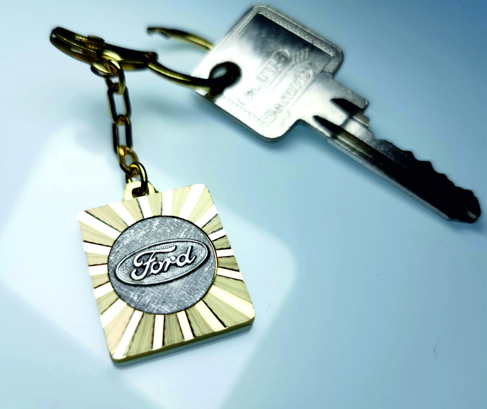 Ford Metall Schlüsselanhänger Anhänger Diamantschliff Lüfterrad