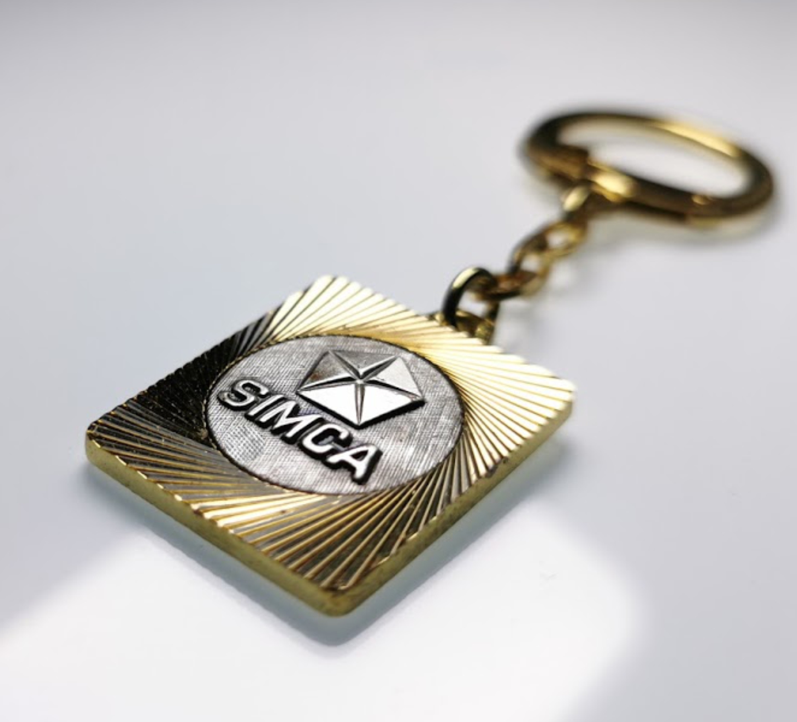 SIMCA Metall Schlüsselanhänger Anhänger Diamantschliff Lüfterrad