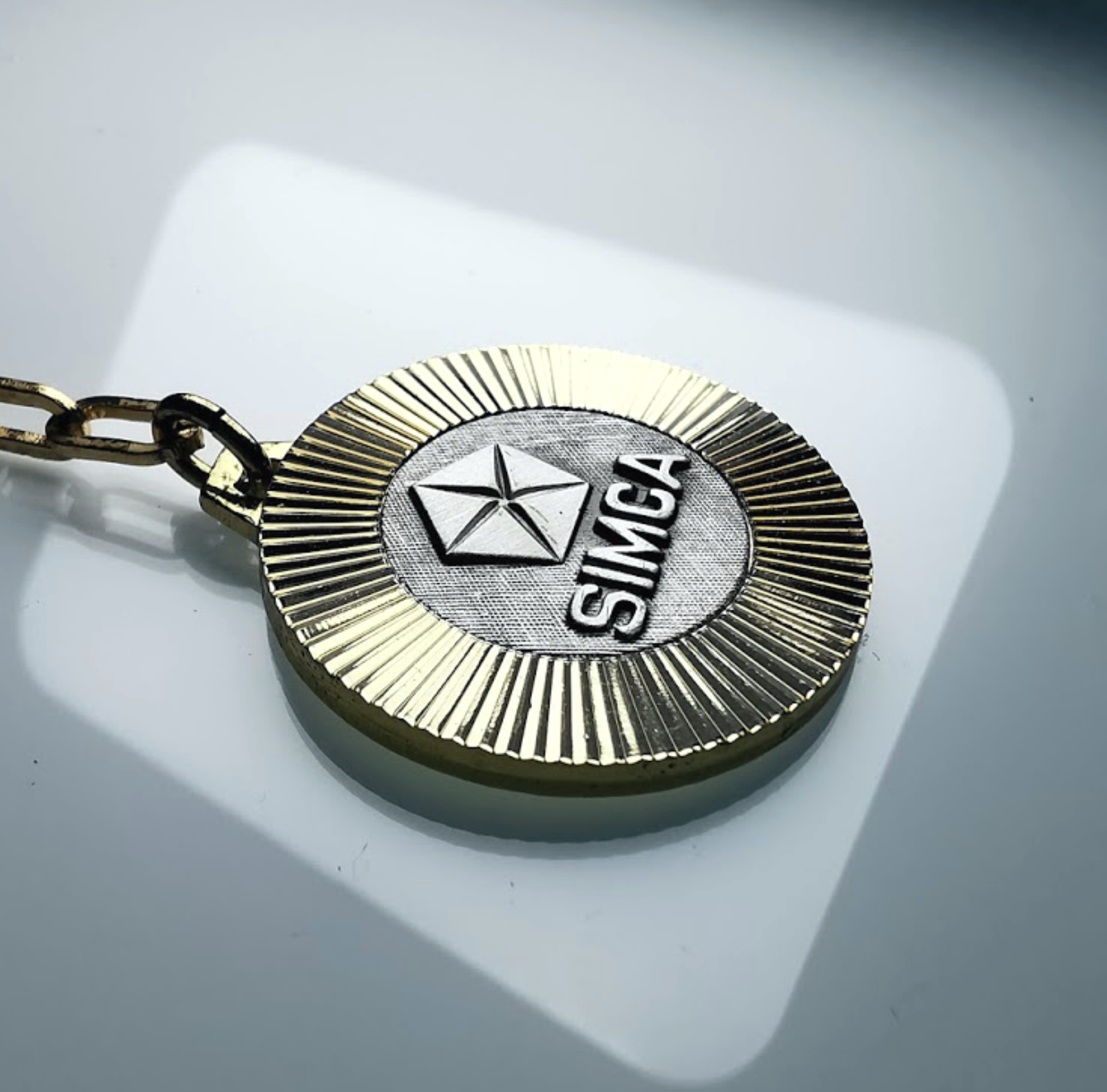 SIMCA Metall Schlüsselanhänger Anhänger Diamantschliff Lüfterrad