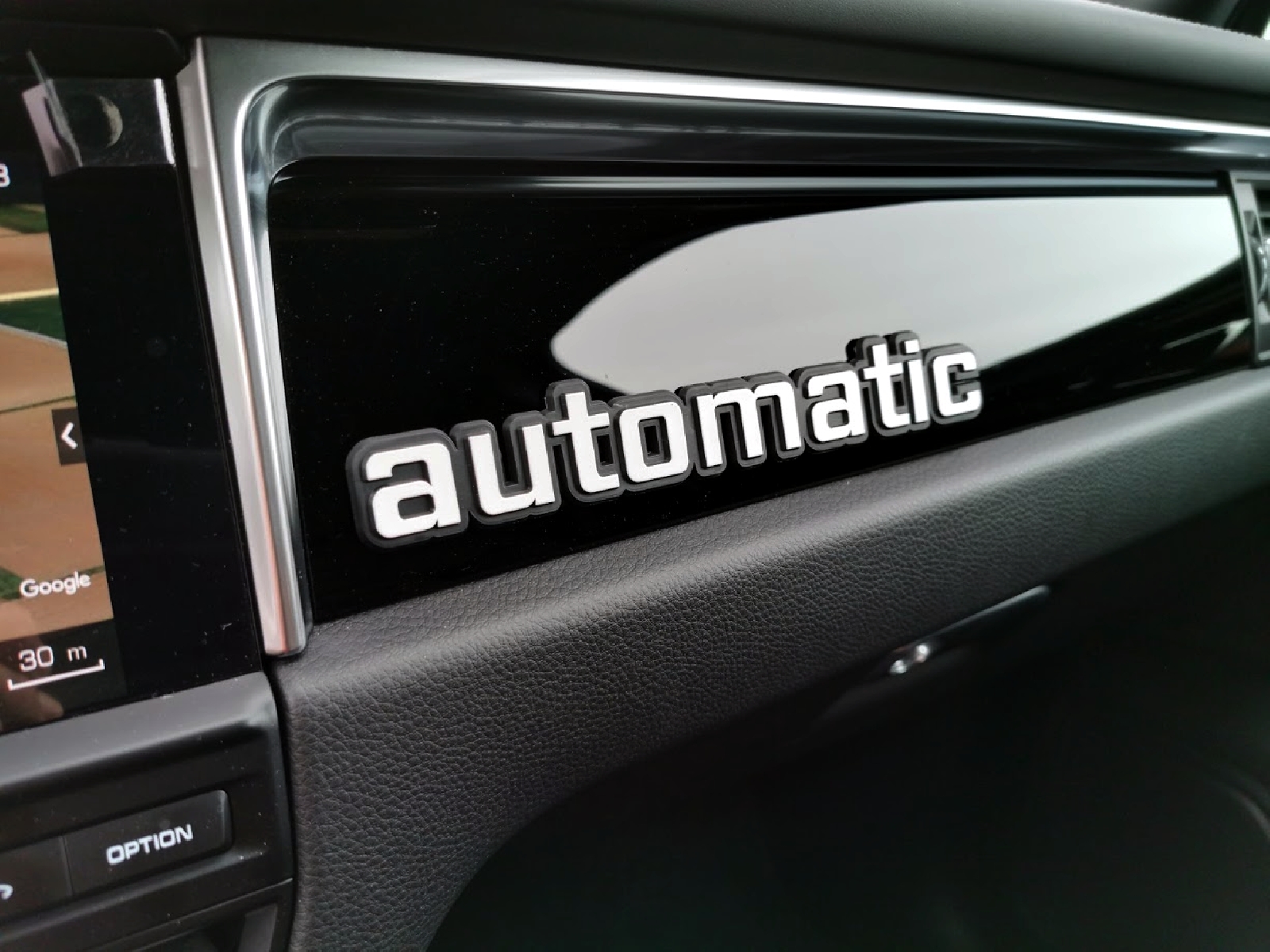 Auto Relief 3D Emblem Schild automatic (ca. 19 cm)