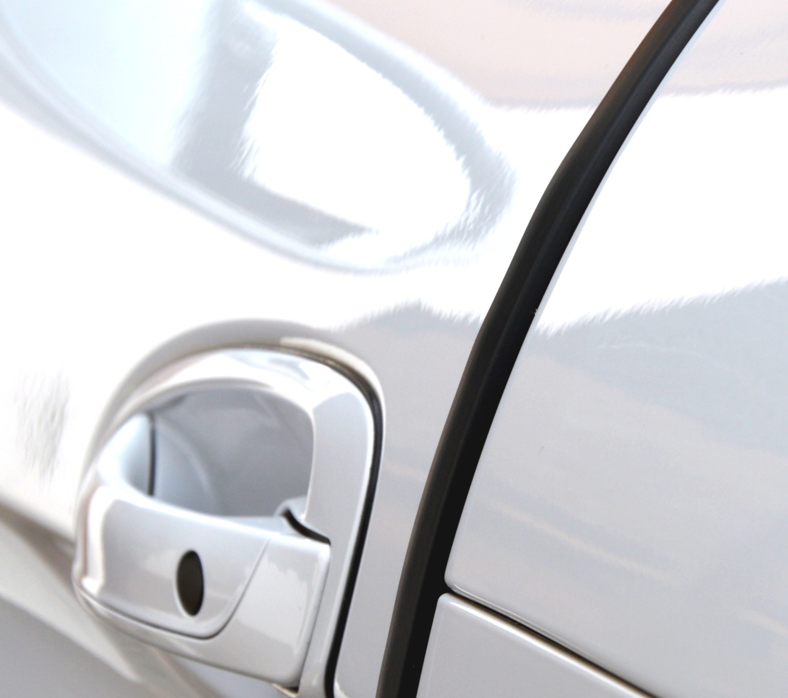 L-Form schwarz vier Auto Tür Kantenschoner Kantenschutzleisten 4 x 62 cm