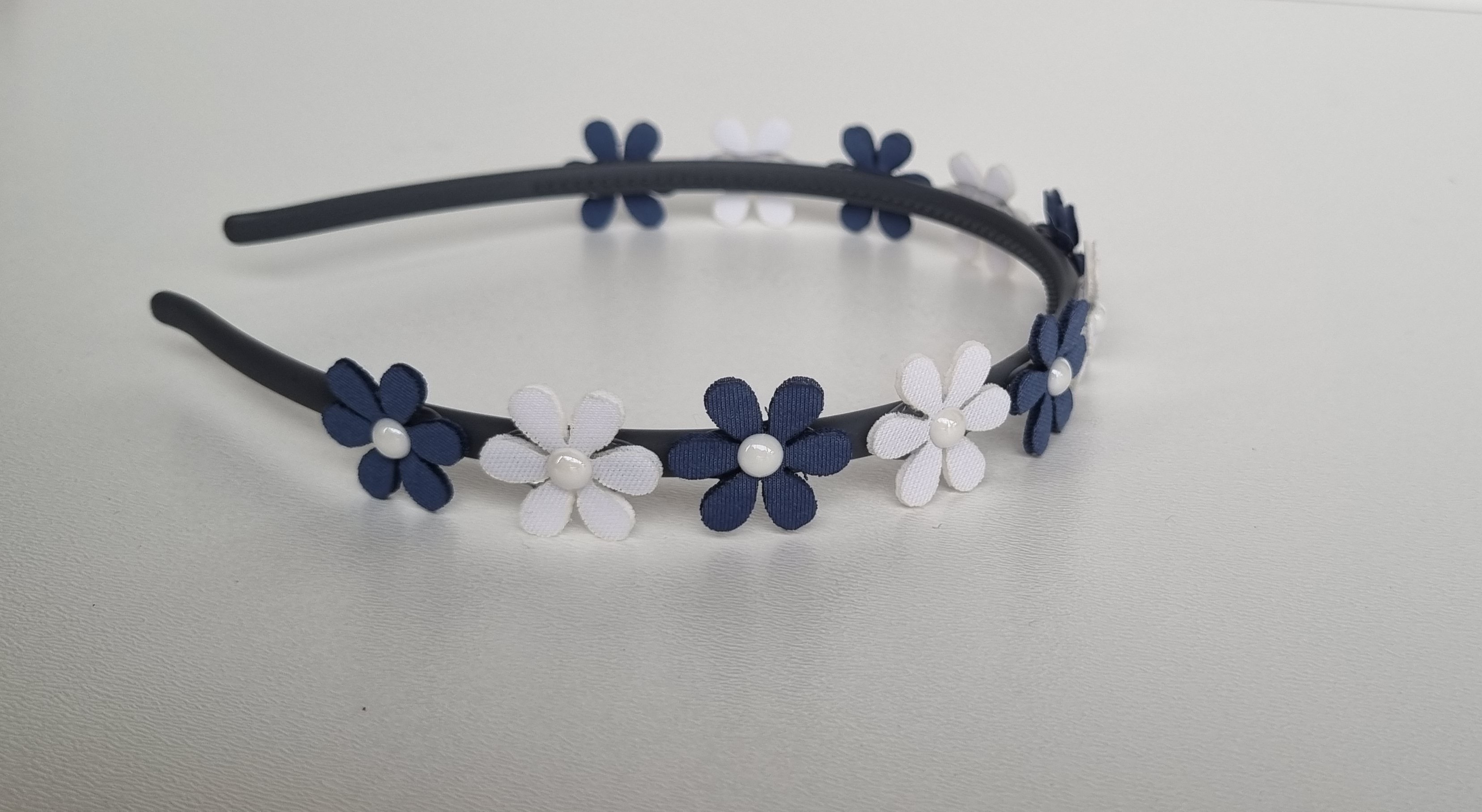 Lankelis su mažomis gėlytėmis / Nr.011