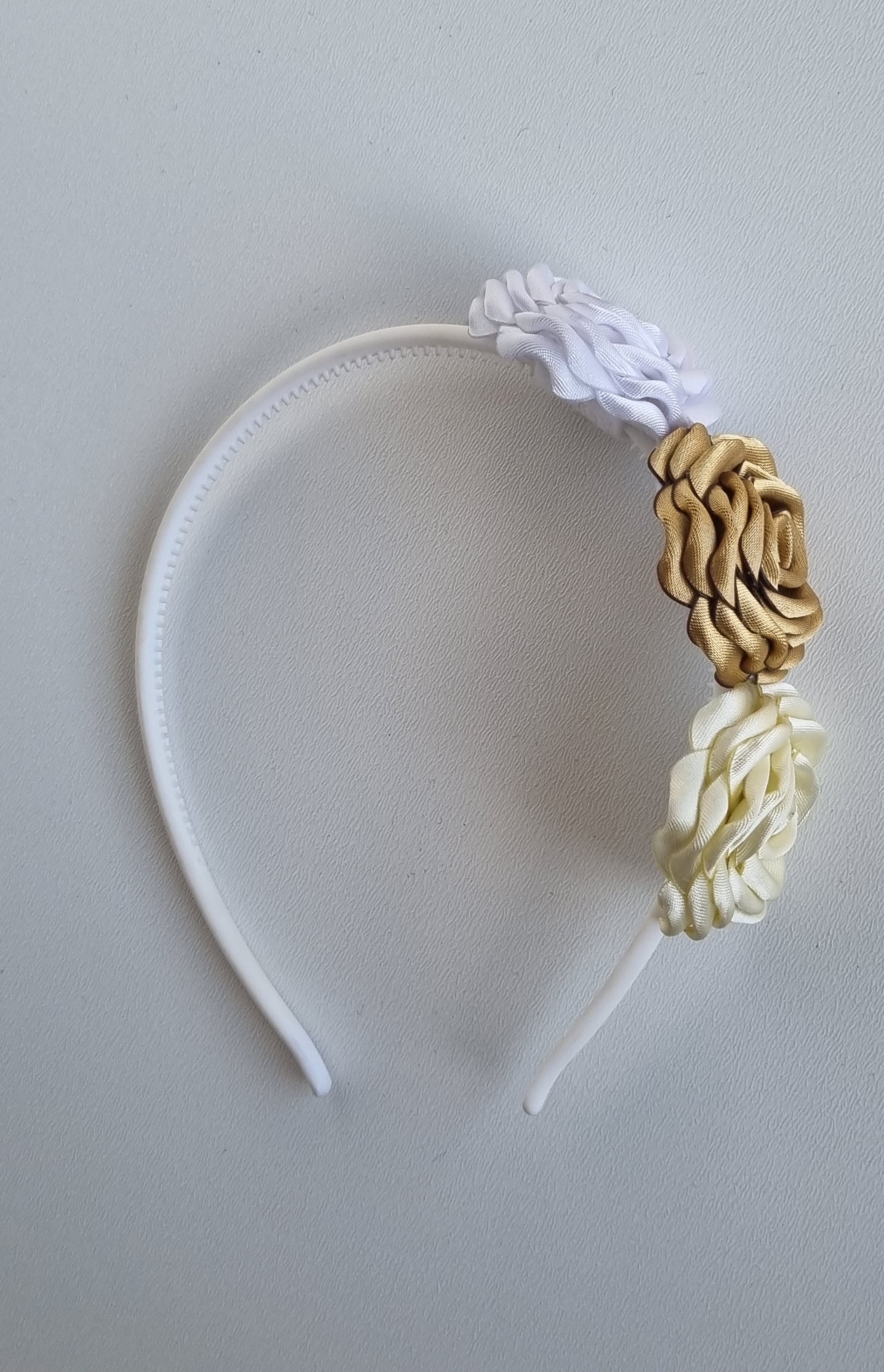Plaukų lankelis su rožytėmis / Nr.006