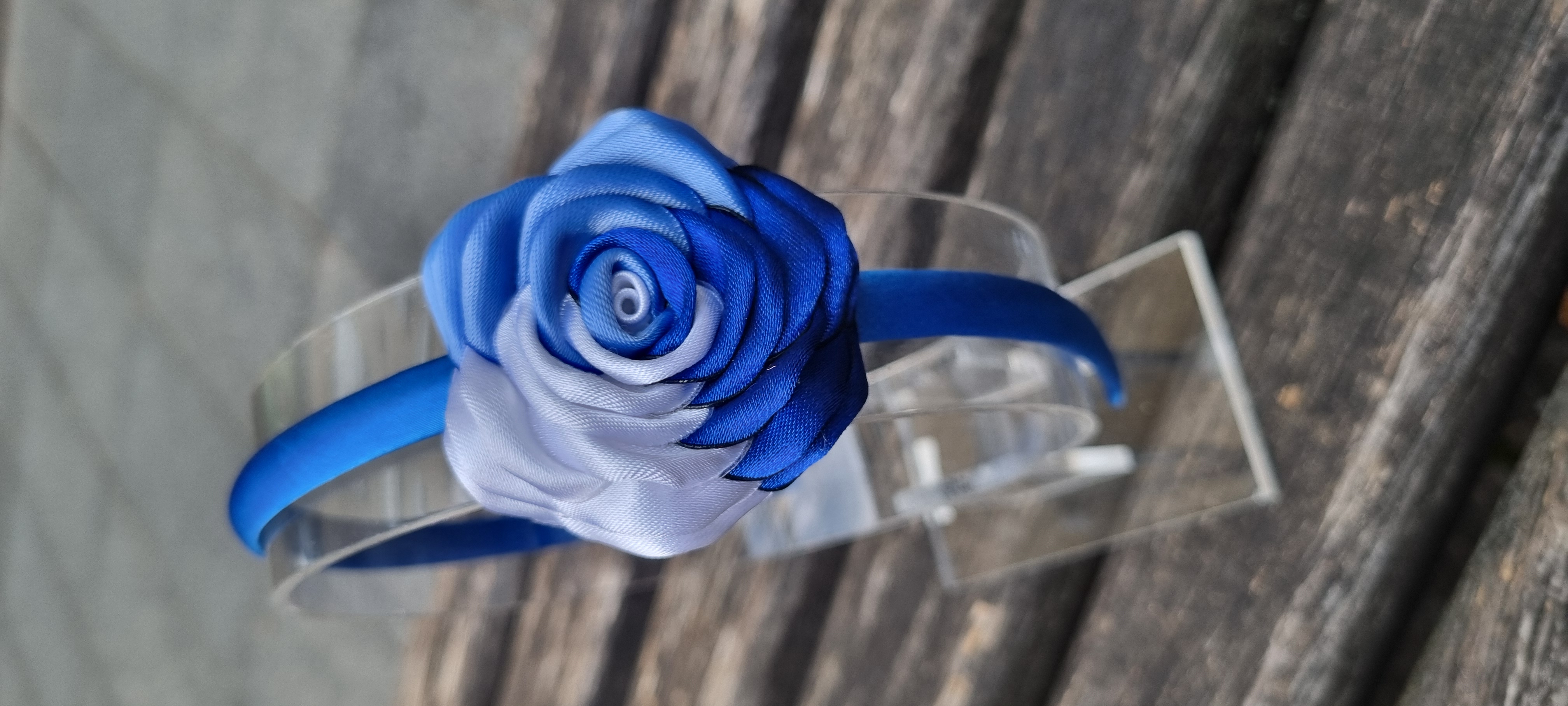 Plaukų lankelis su rožyte / Nr.004