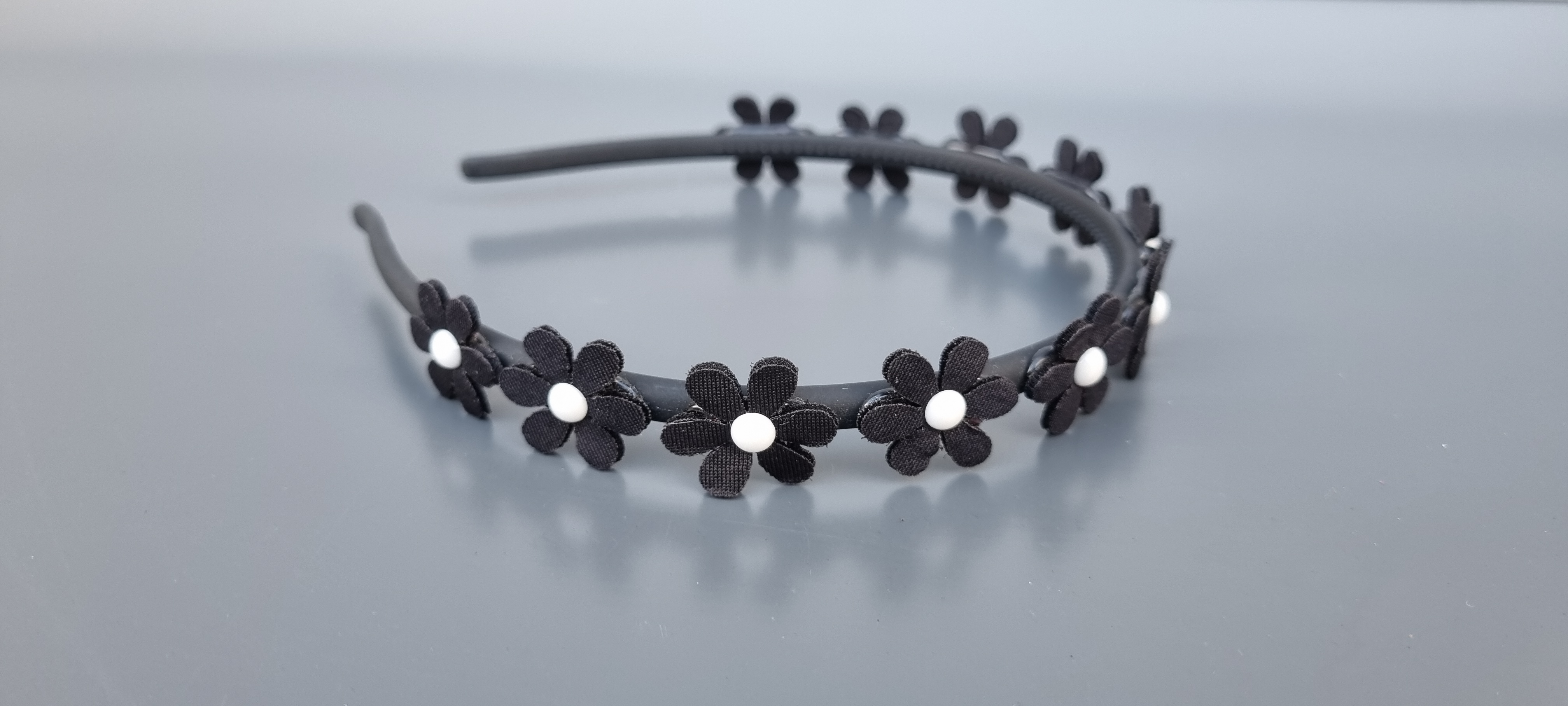 Lankelis su mažomis gėlytėmis / Nr.026