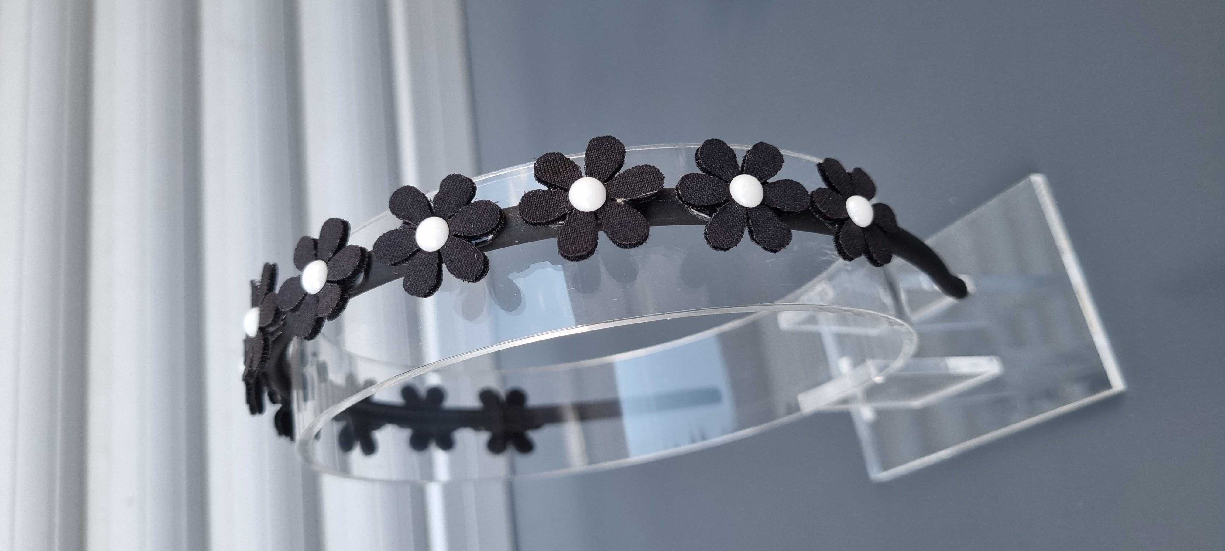 Lankelis su mažomis gėlytėmis / Nr.026