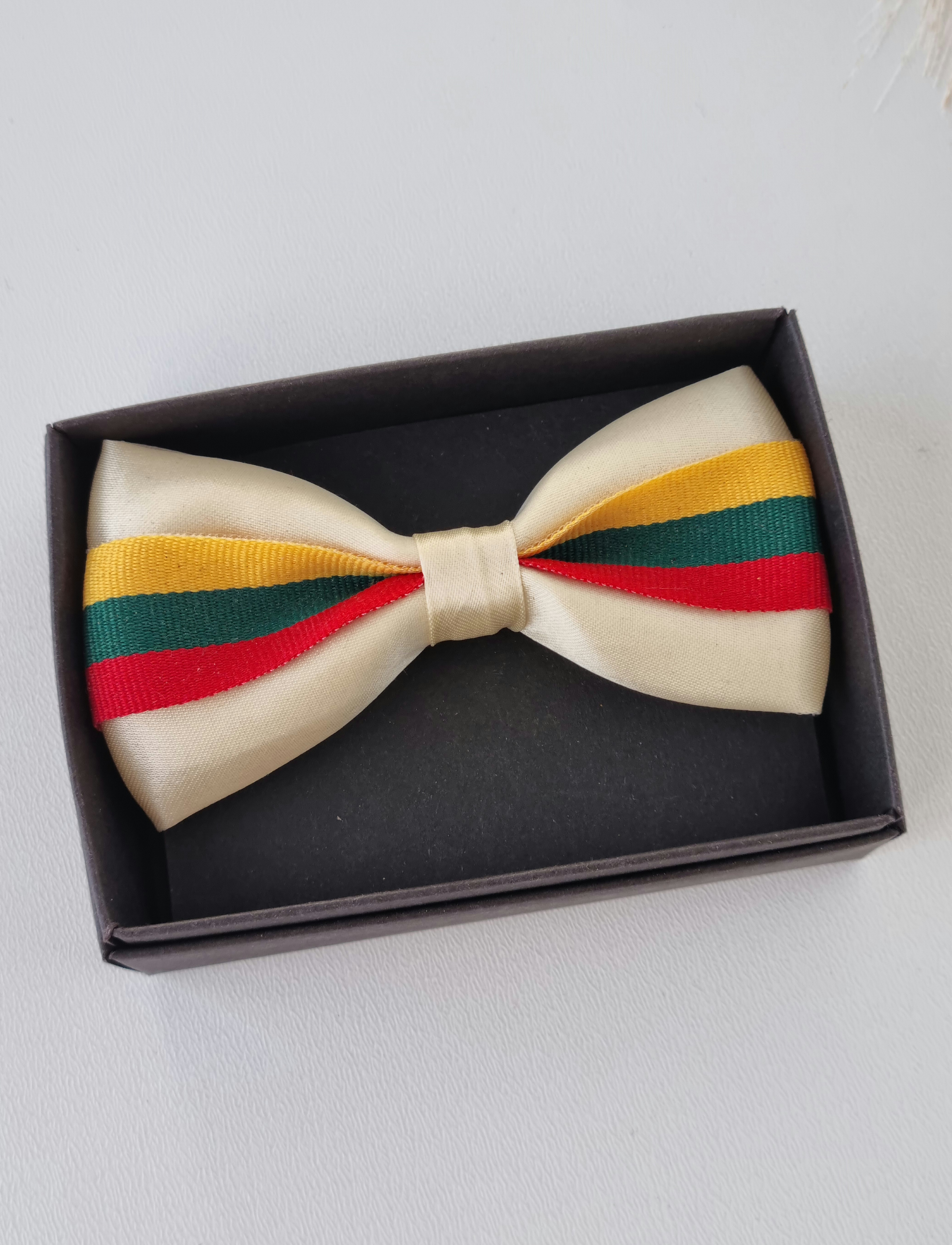 Peteliškė LT vanilinė vaikams / Nr.003