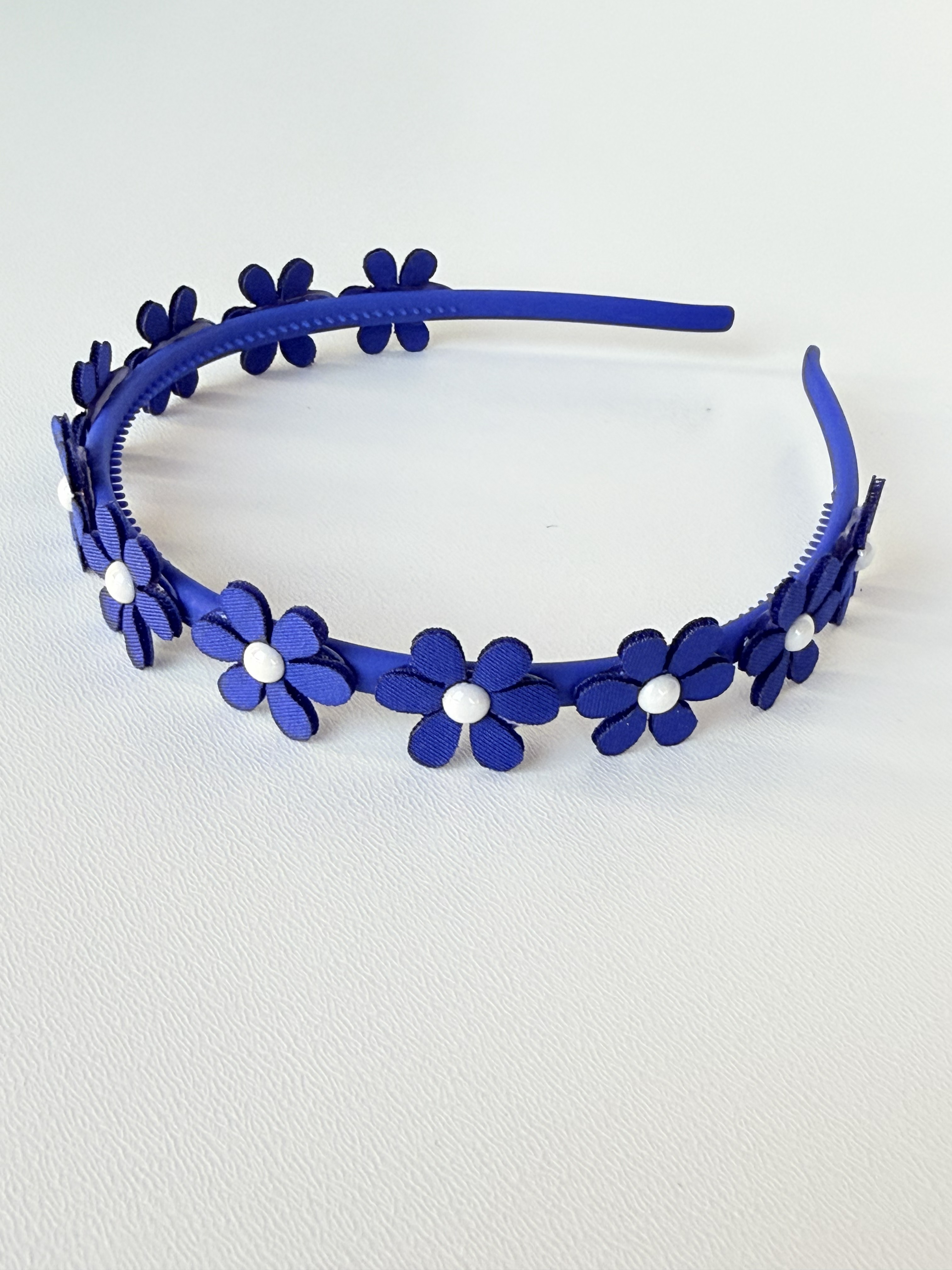 Lankelis su mažomis gėlytėmis / Nr.033