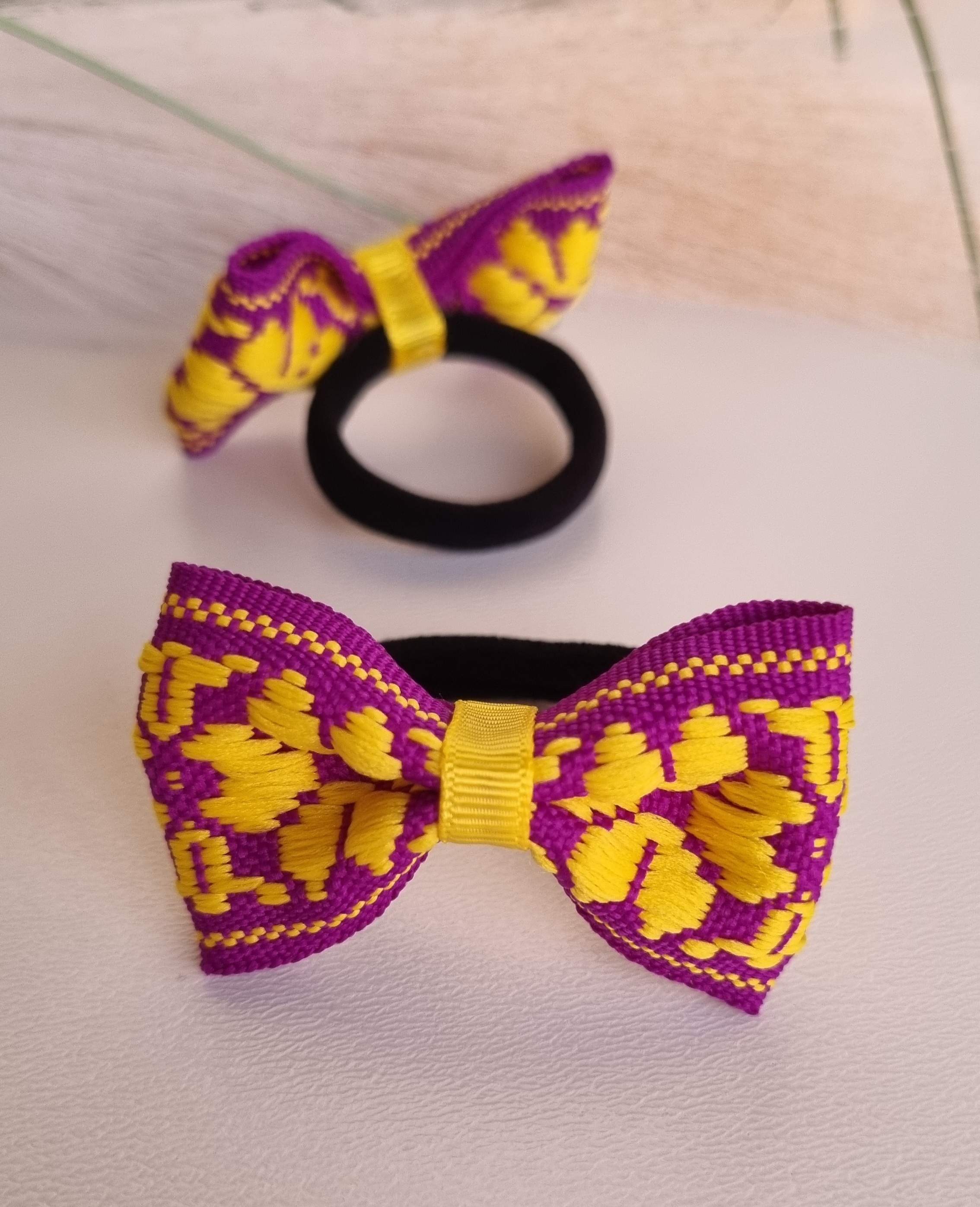 Plaukų gumutė 35 austinė "Violetinė gėlytė"