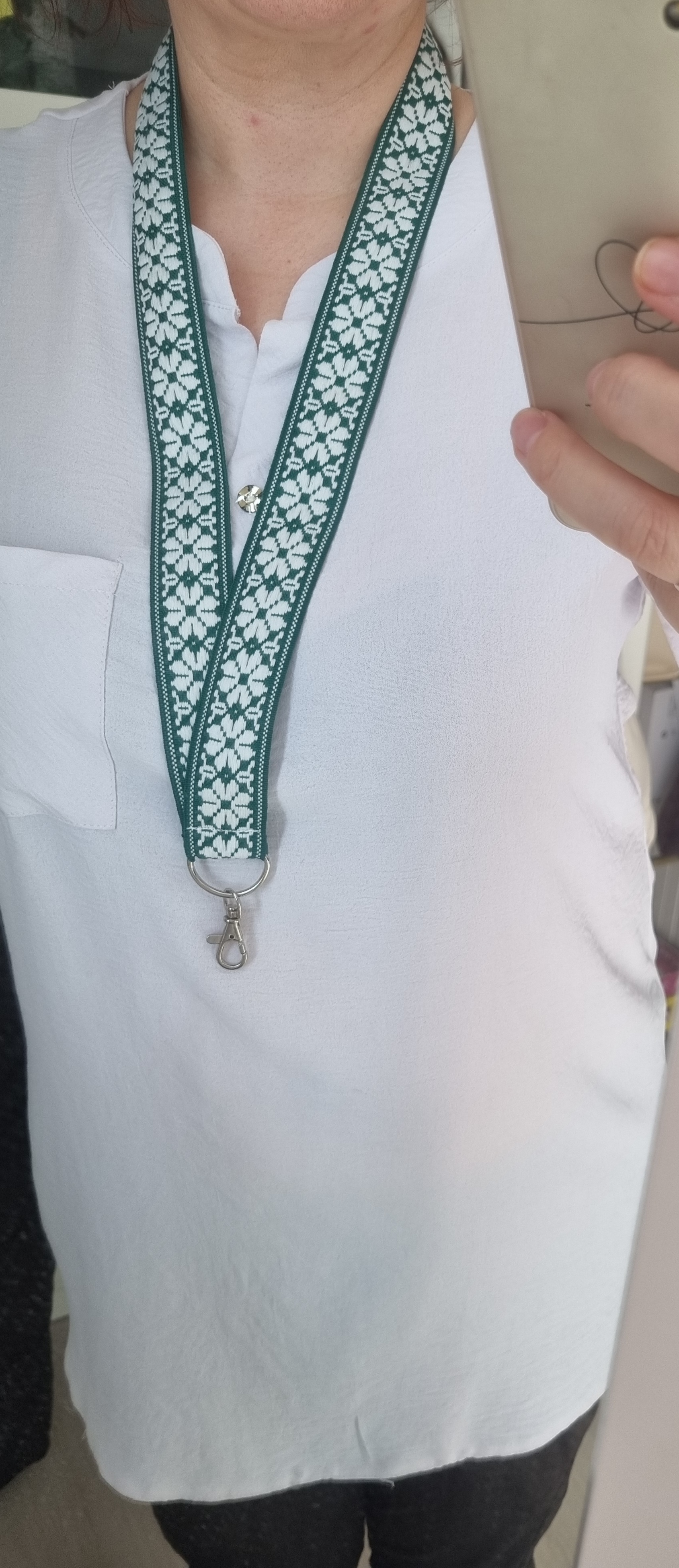 Juosta ant kaklo "Austinė Žalia Balta"