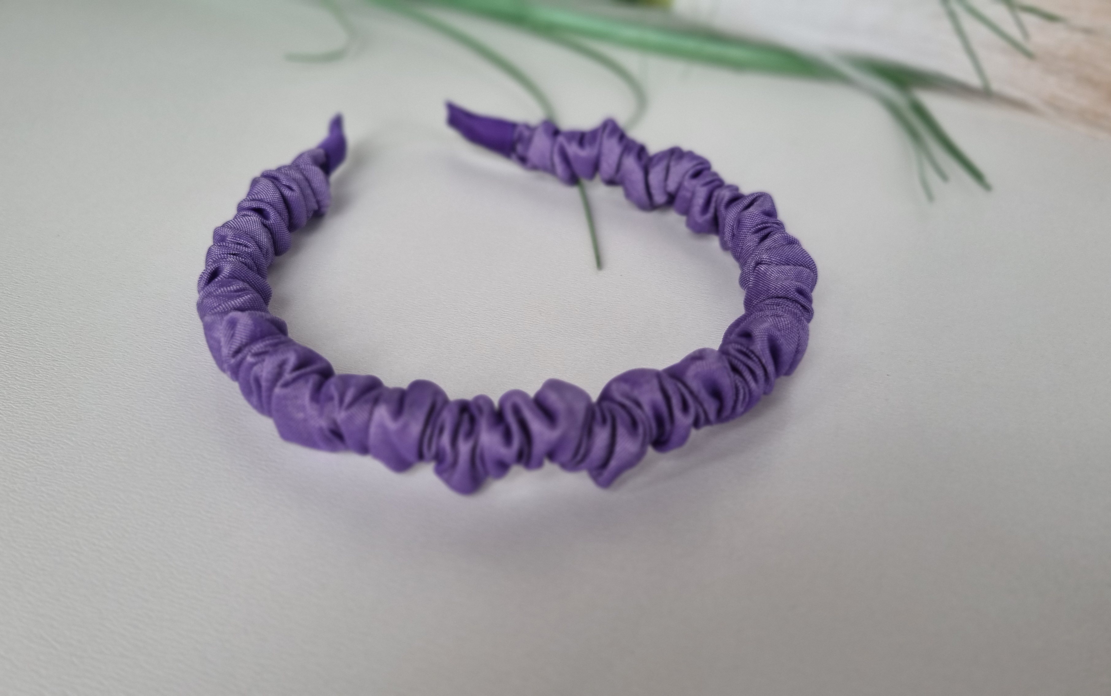 Plaukų lankelis violetinis Nr. 010
