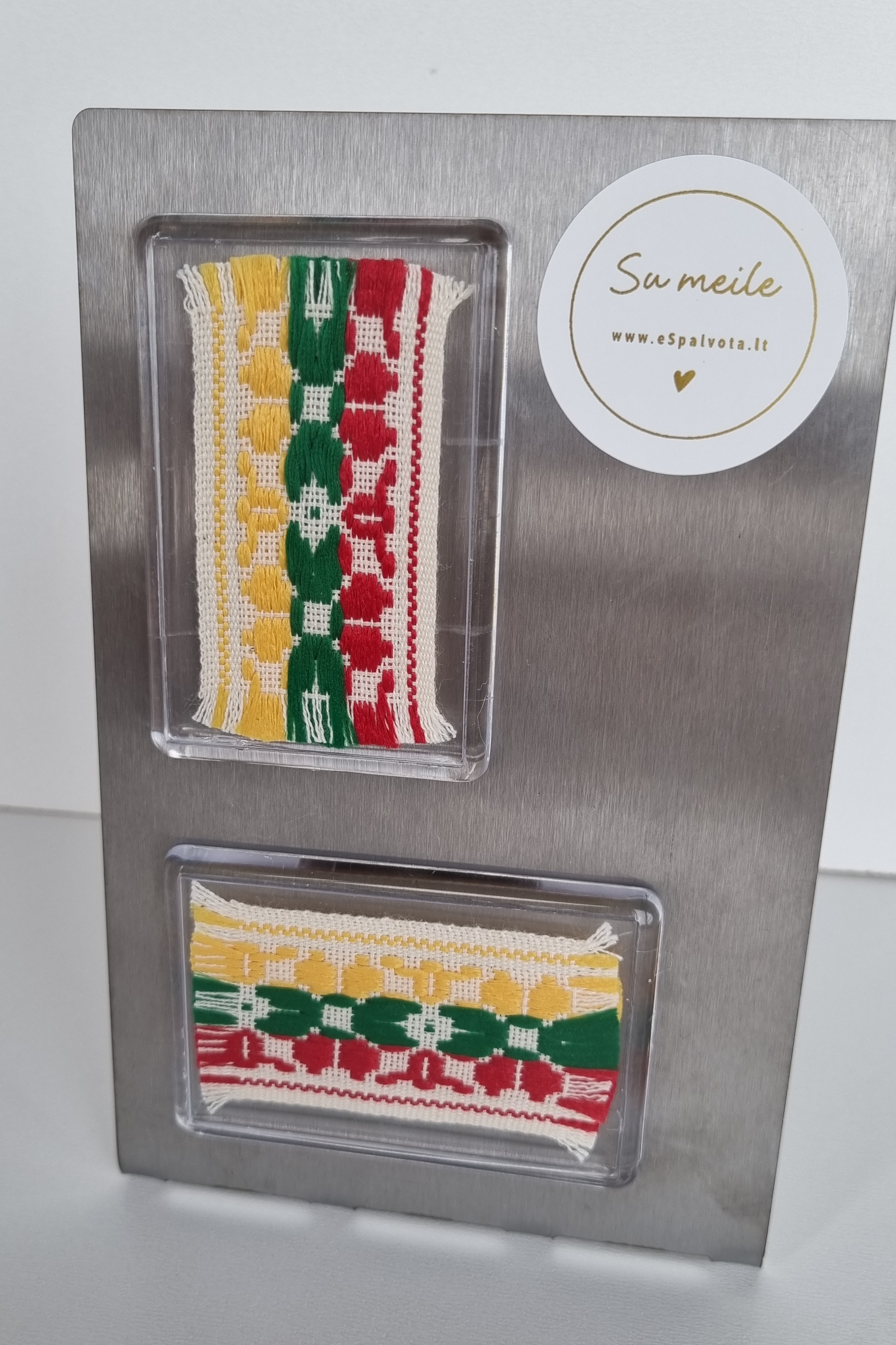 Magnetas su austine juosta "lietuviška gėlytė"