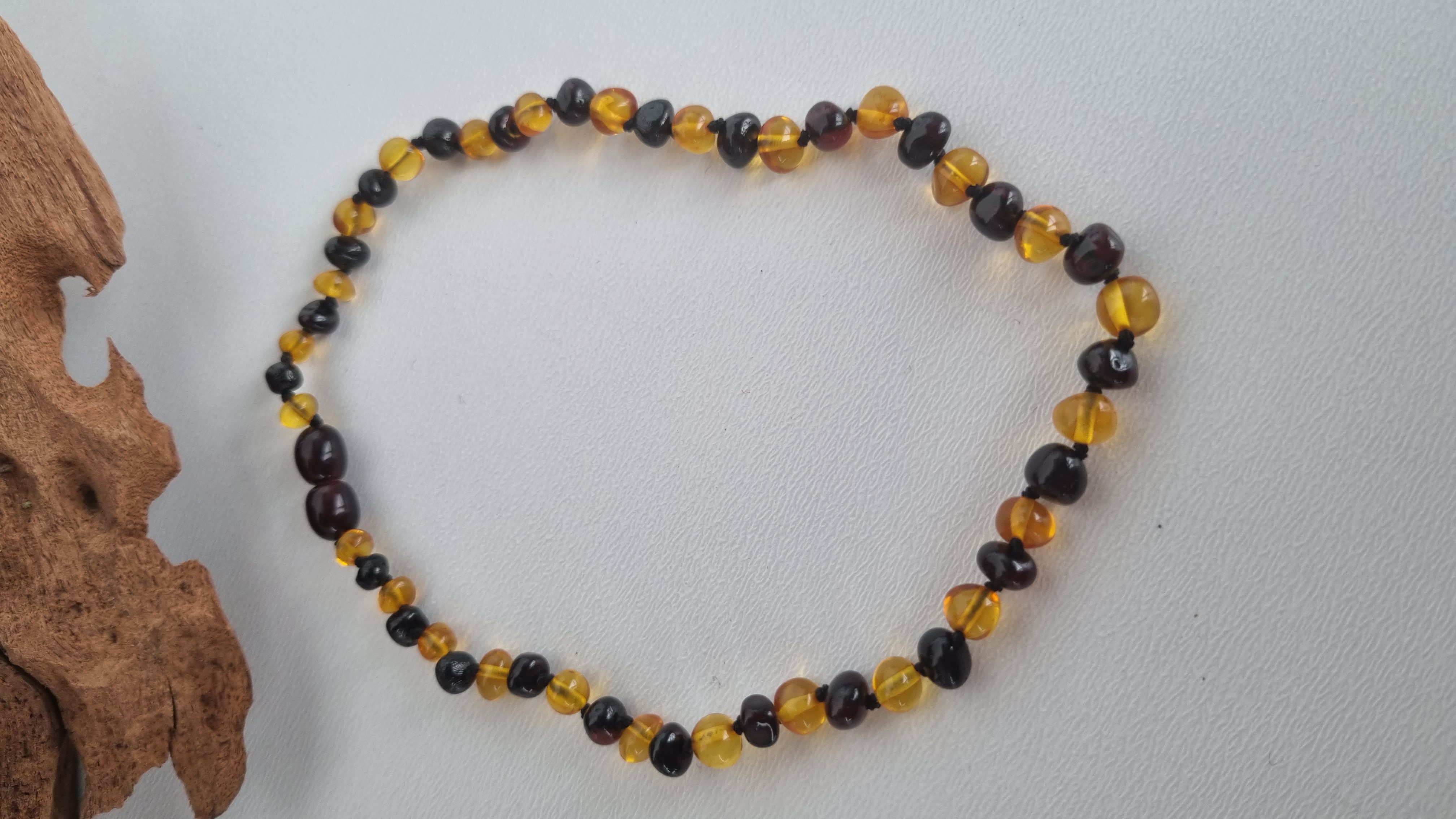 Apvalūs gintaro karoliai vaikams