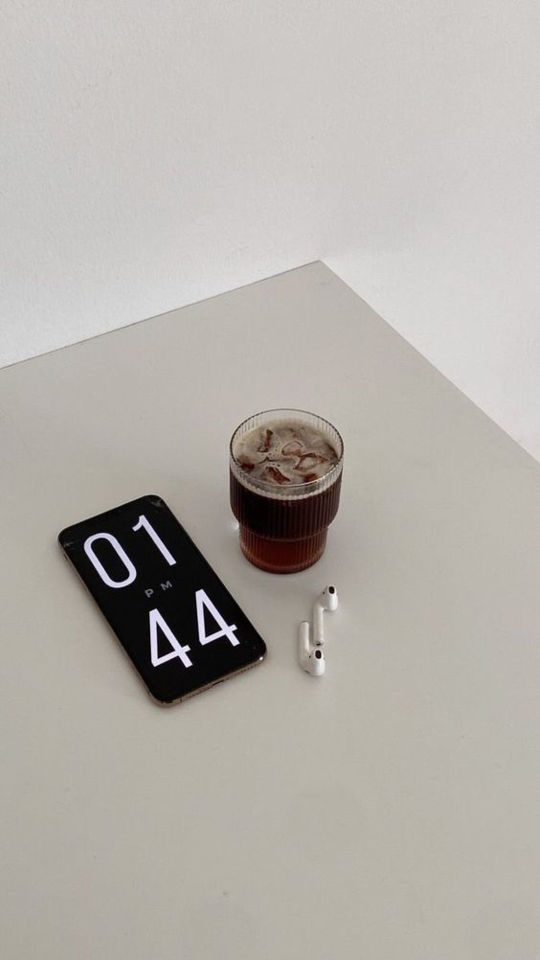 70 Aesthetic Faceless Photo Bundle