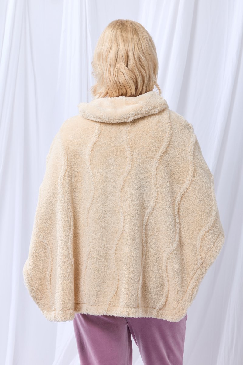 Lords & Lilies poncho beige 252-52-TLA-C/227