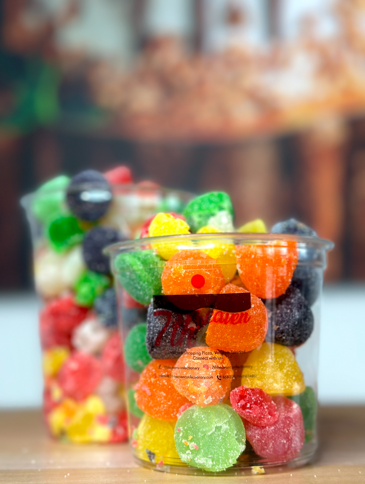 GIANT GUMMIES