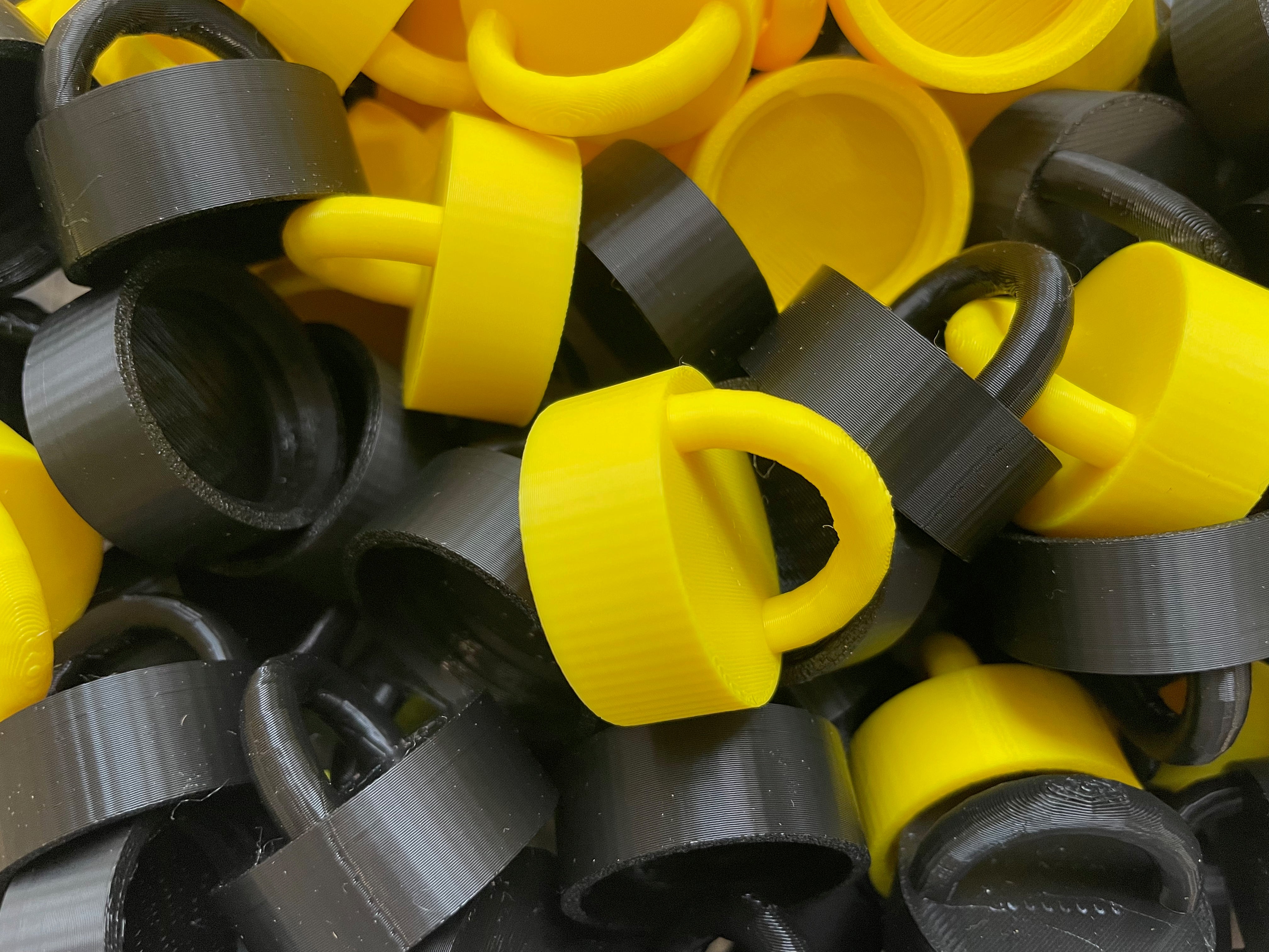 Deckel mit Aufhängung