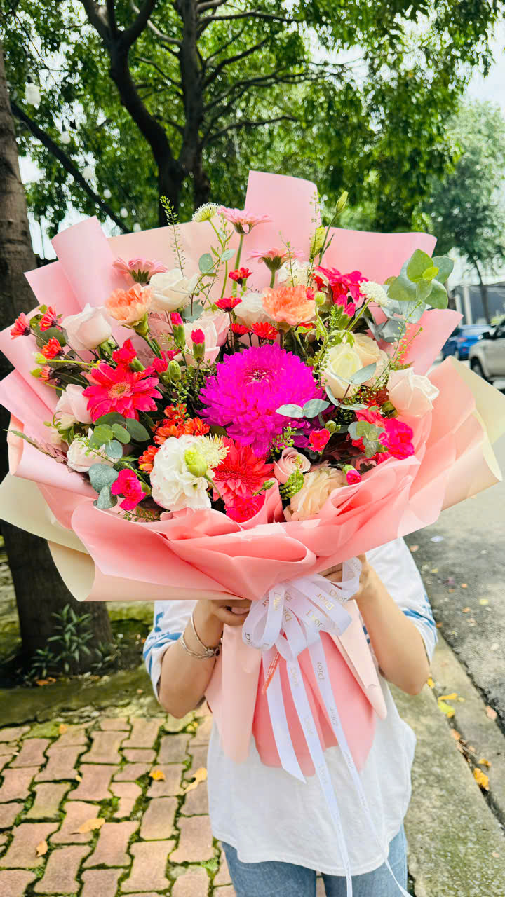 Bó hoa tươi màu hồng TN02