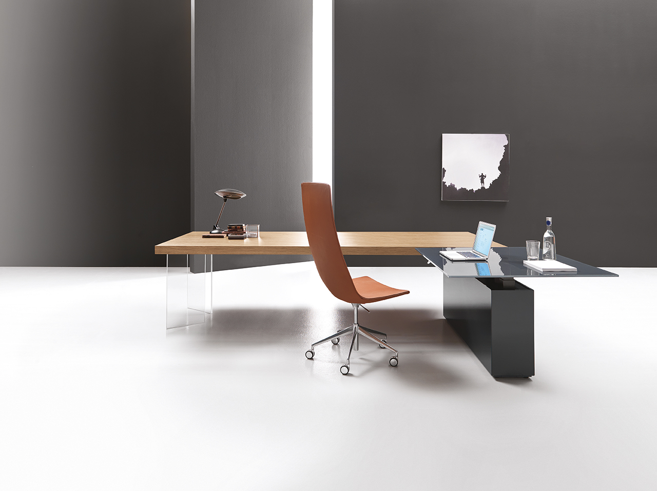 Bureau de direction  KYA Regable 