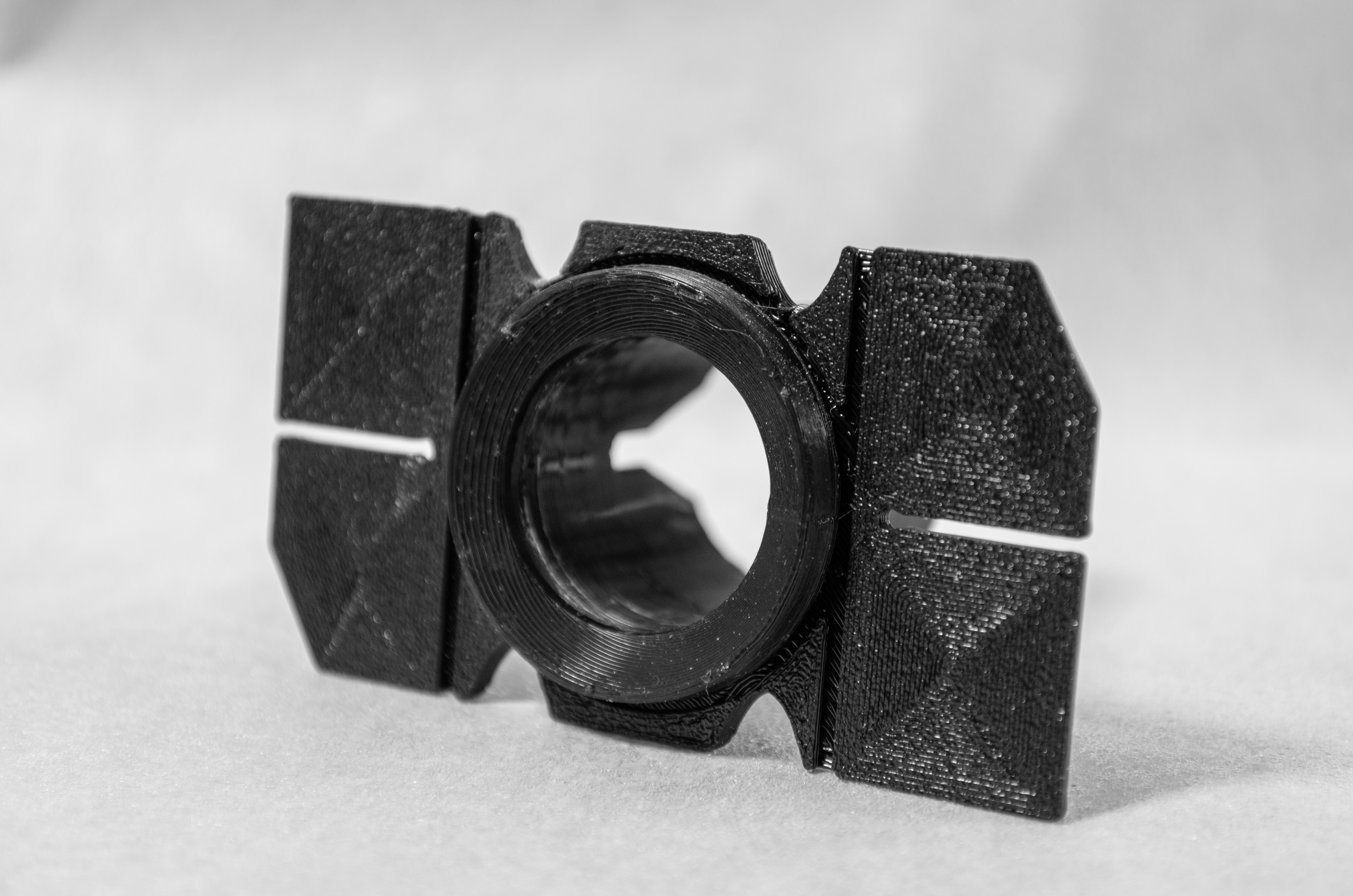 Front BMW X1 E83 Side PDC retainer