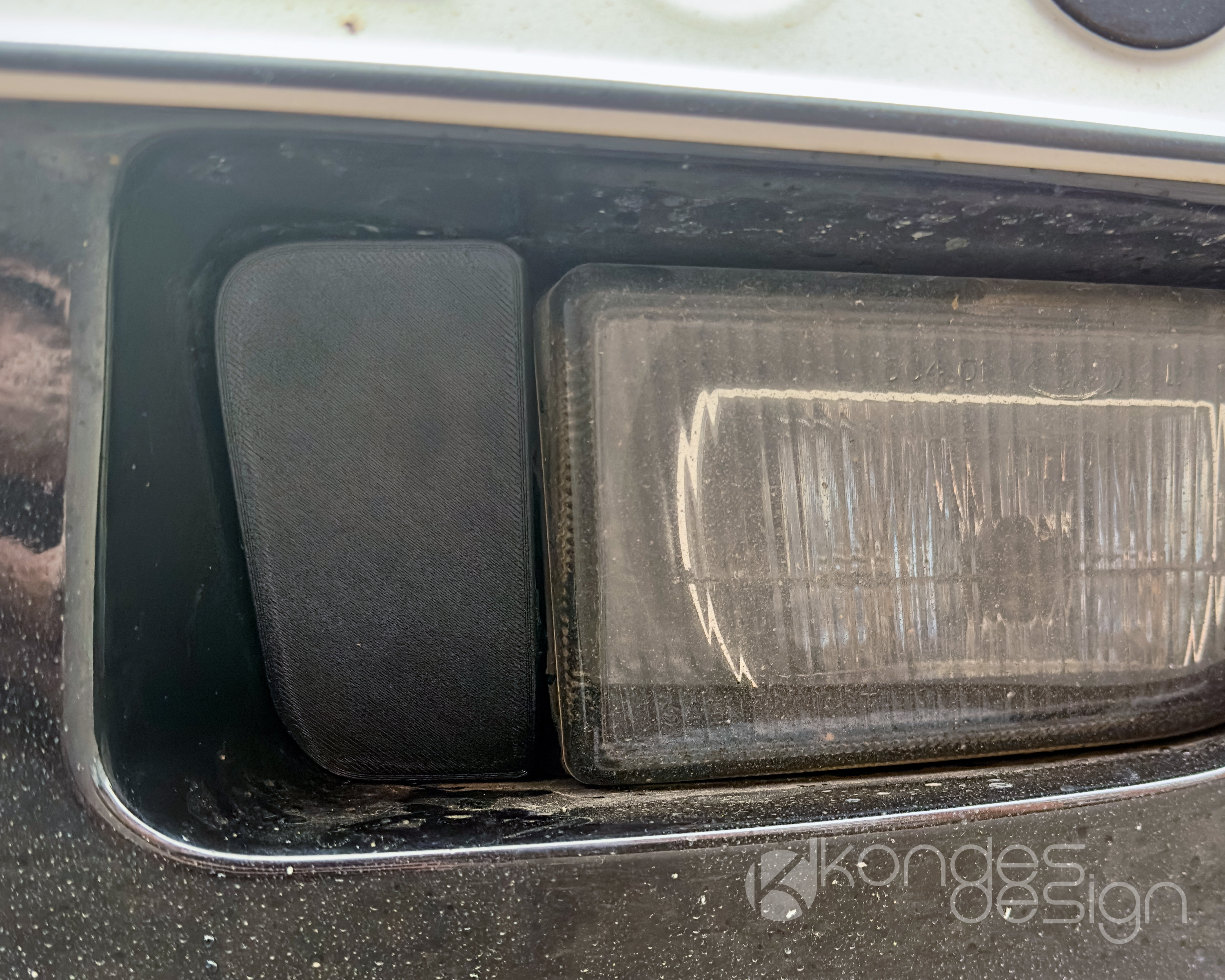 BMW Z3 E36 Fog light trim