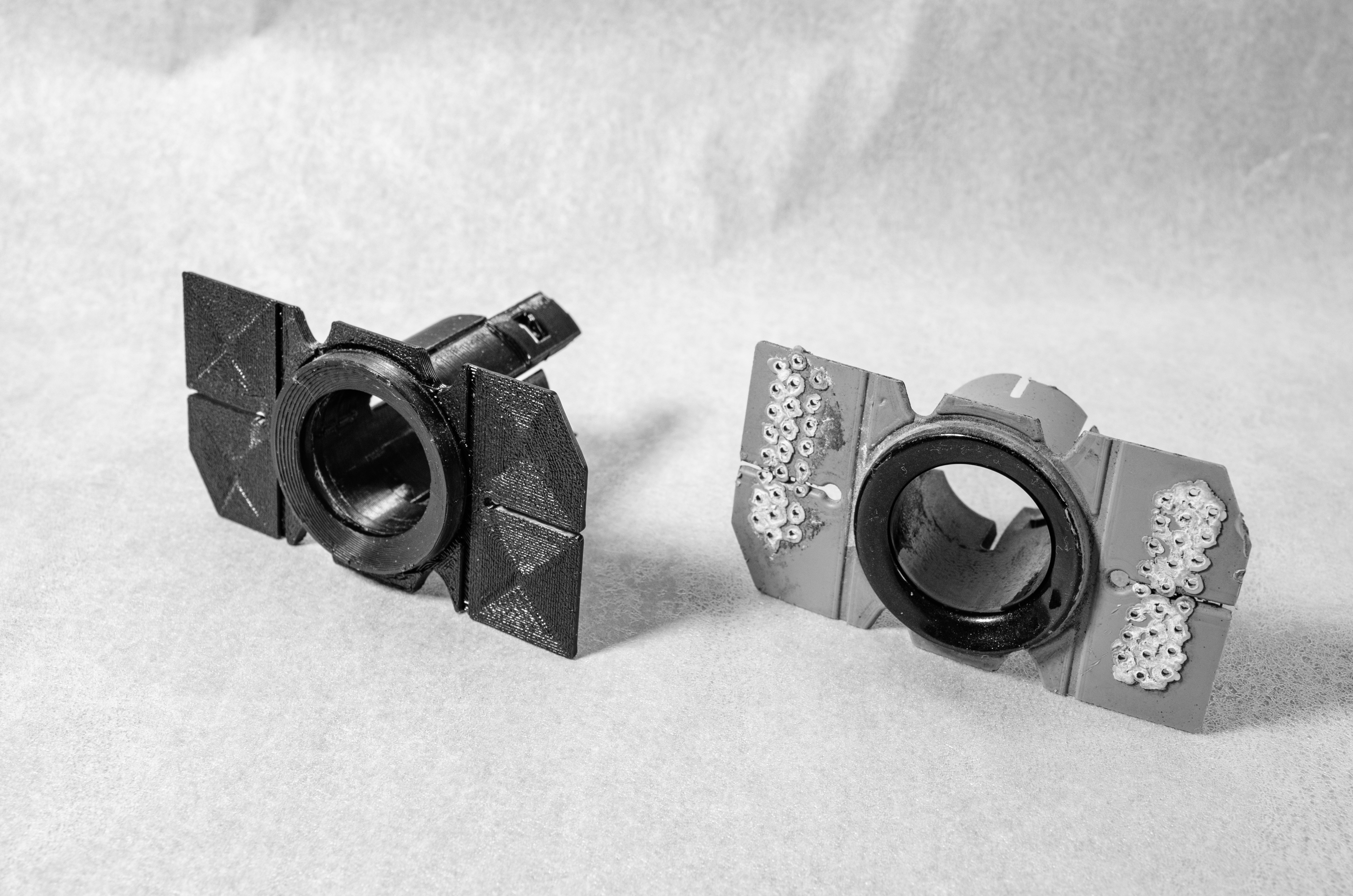 BMW E83 parking sensor retainer  REAR STL