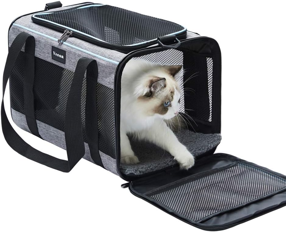 Travel in Comfort: Vceoa Soft-Sided Cat and Dog Carrier for Pets Up to 16 lbs