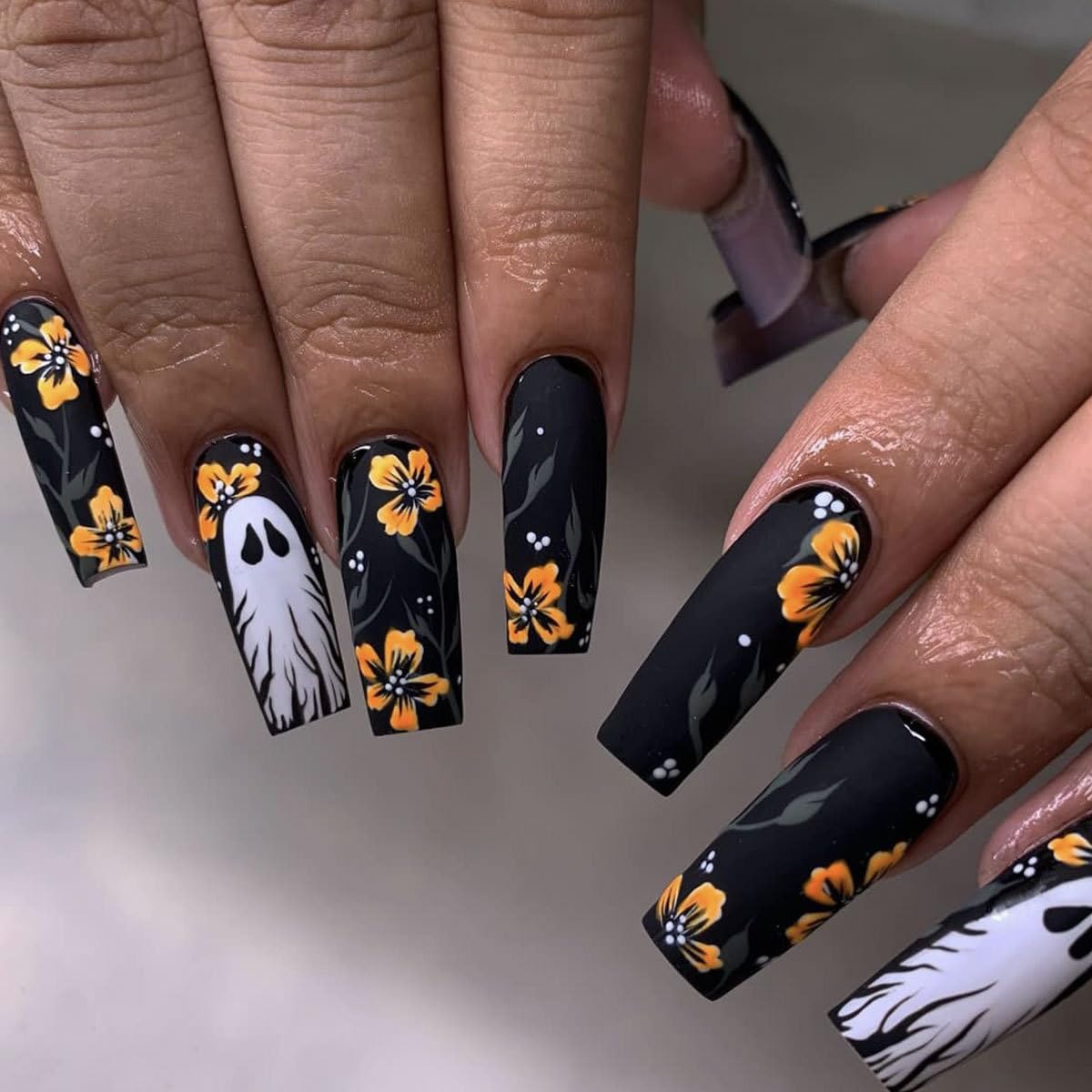 Elevate Your Halloween Look with Black Halloween Press-On Nails!
