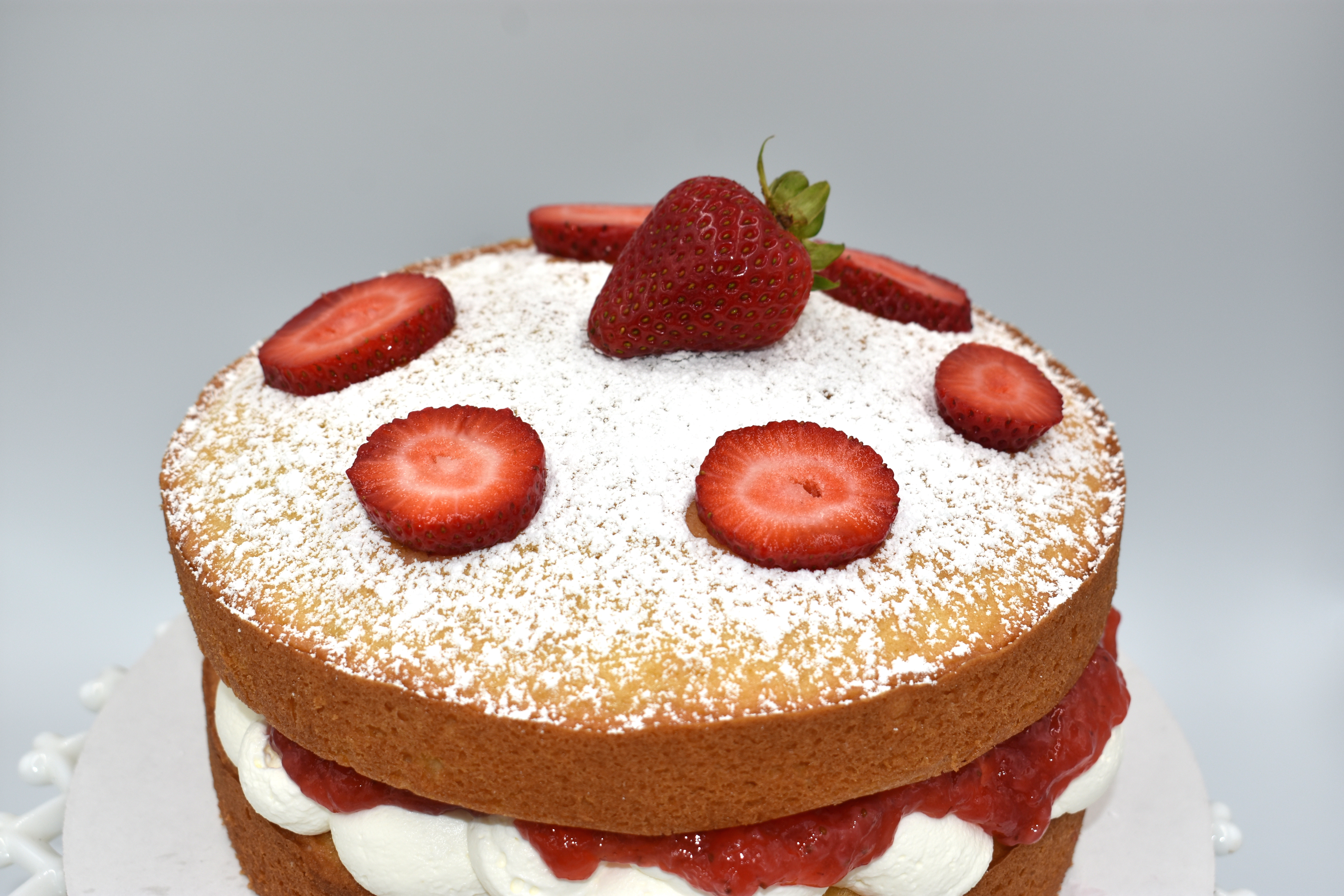 Victoria Sponge Cake 
