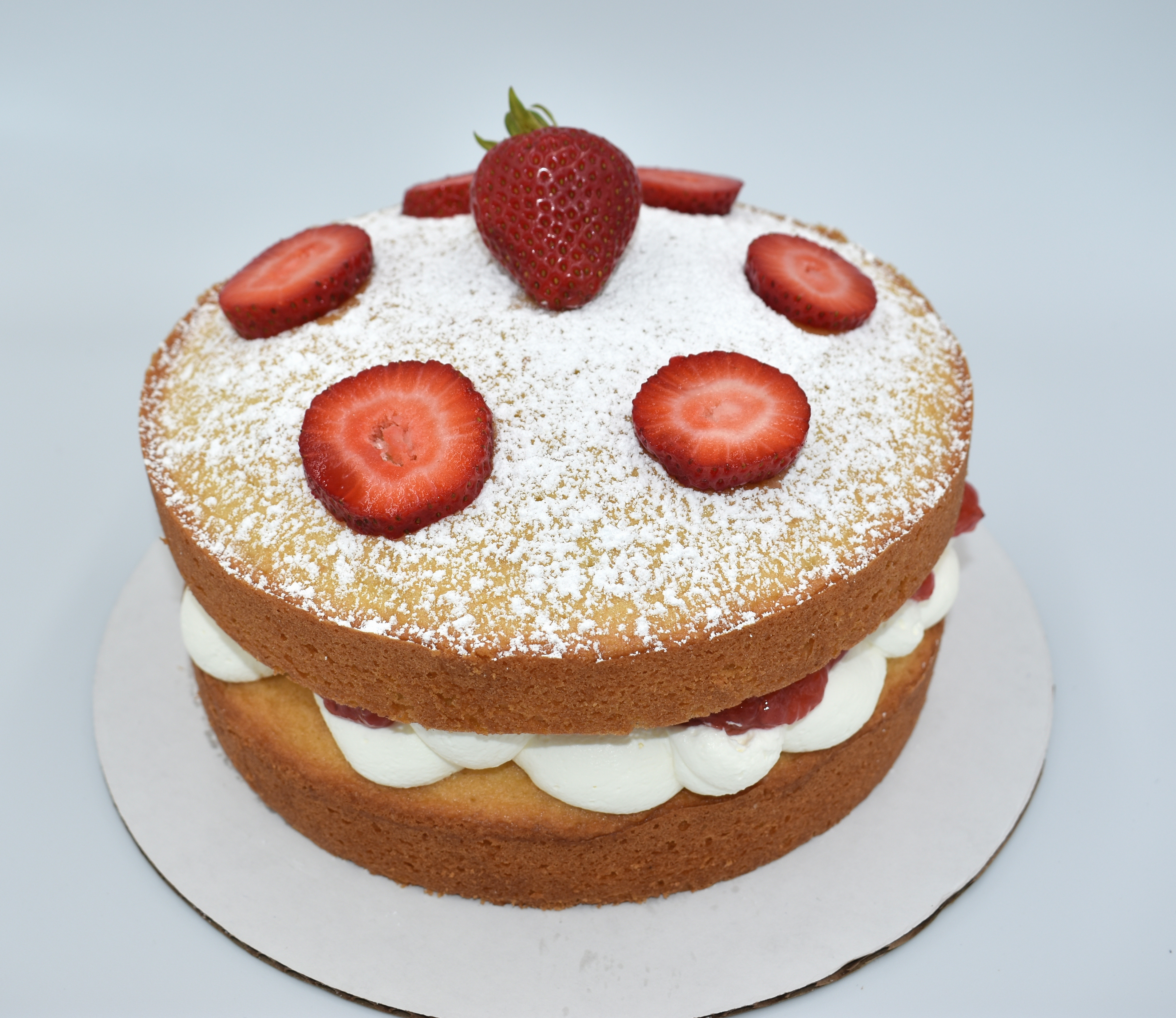 Victoria Sponge Cake 