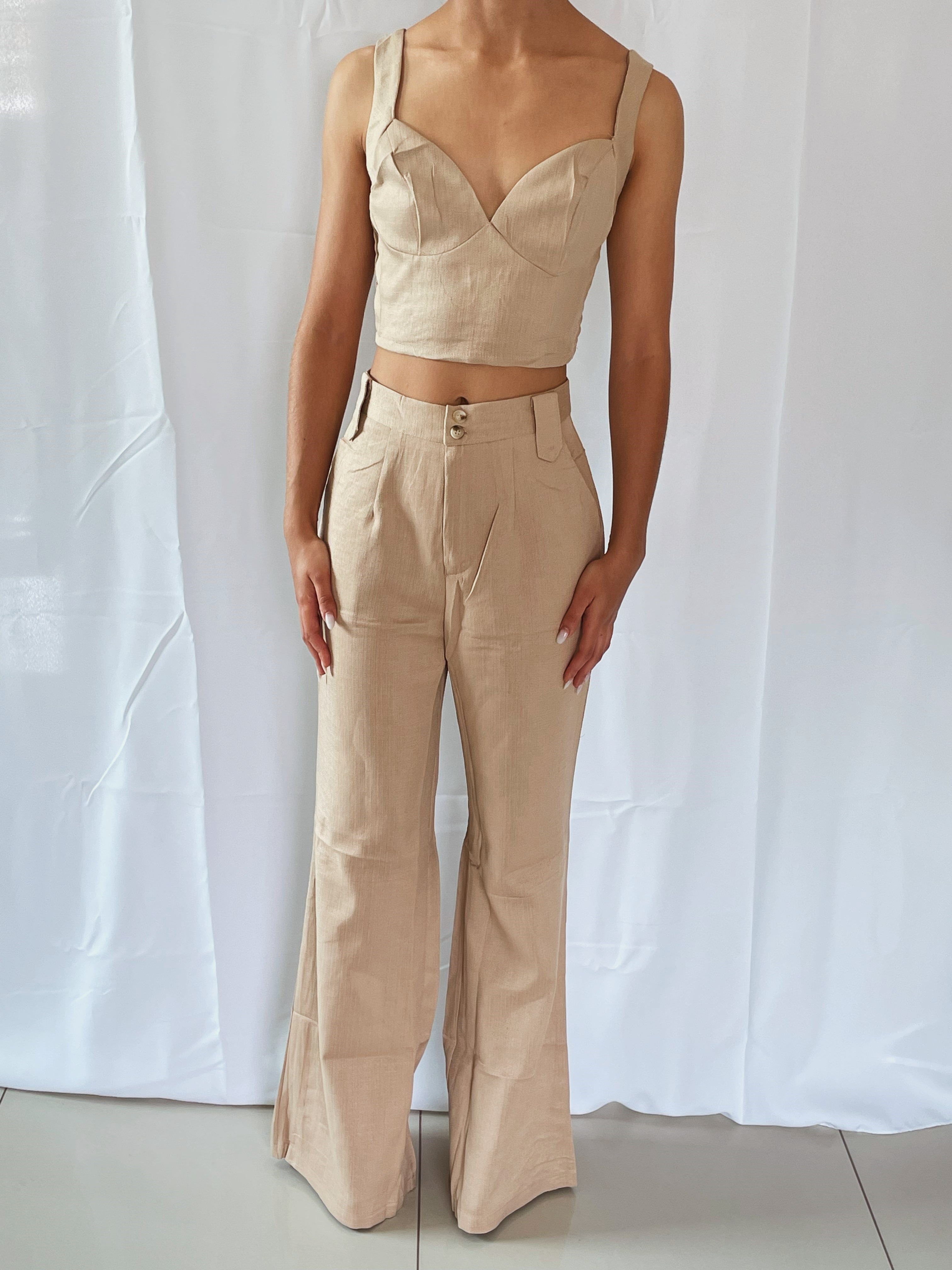 Conjunto Cropped e Calça Flare