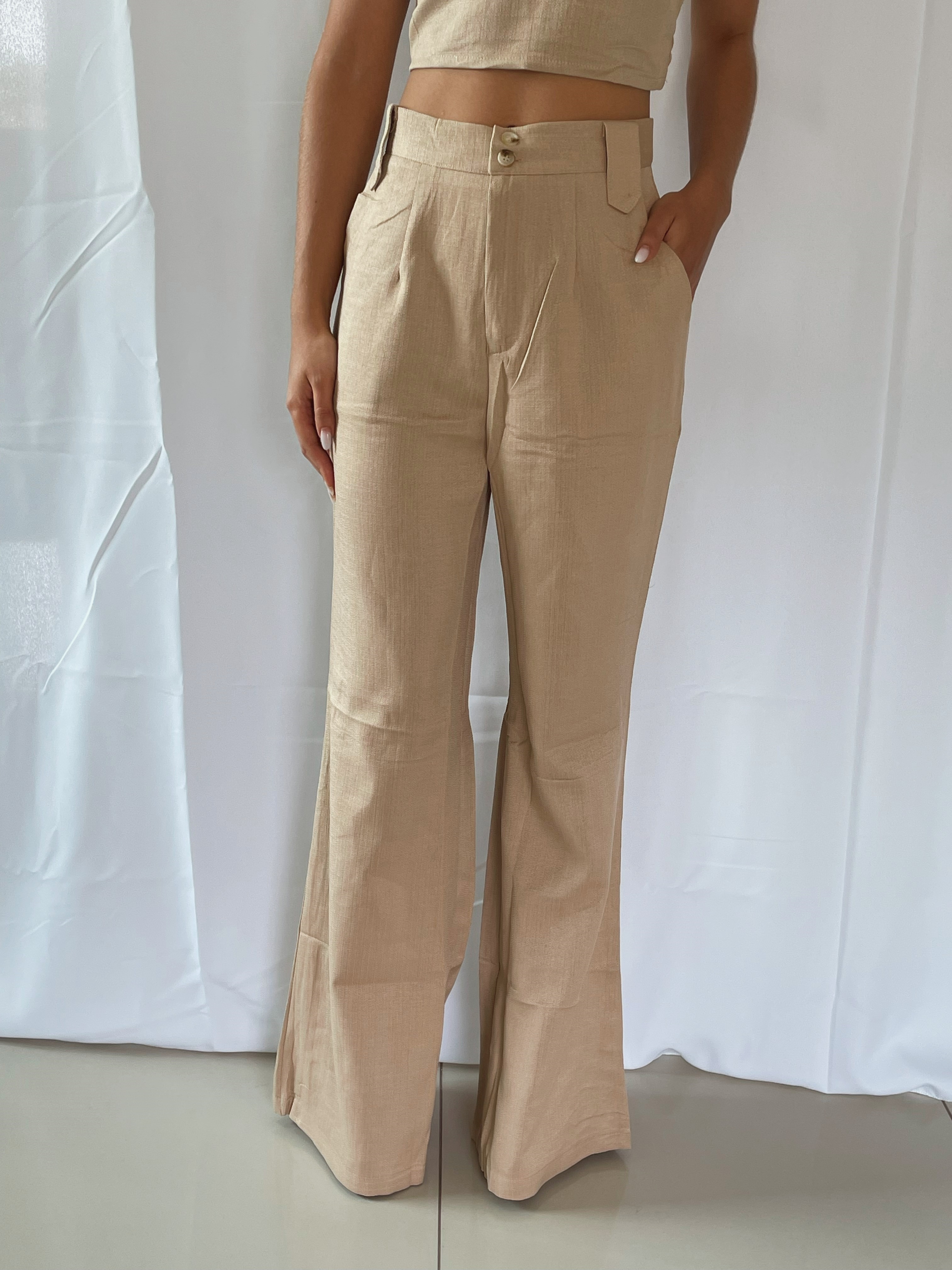 Conjunto Cropped e Calça Flare