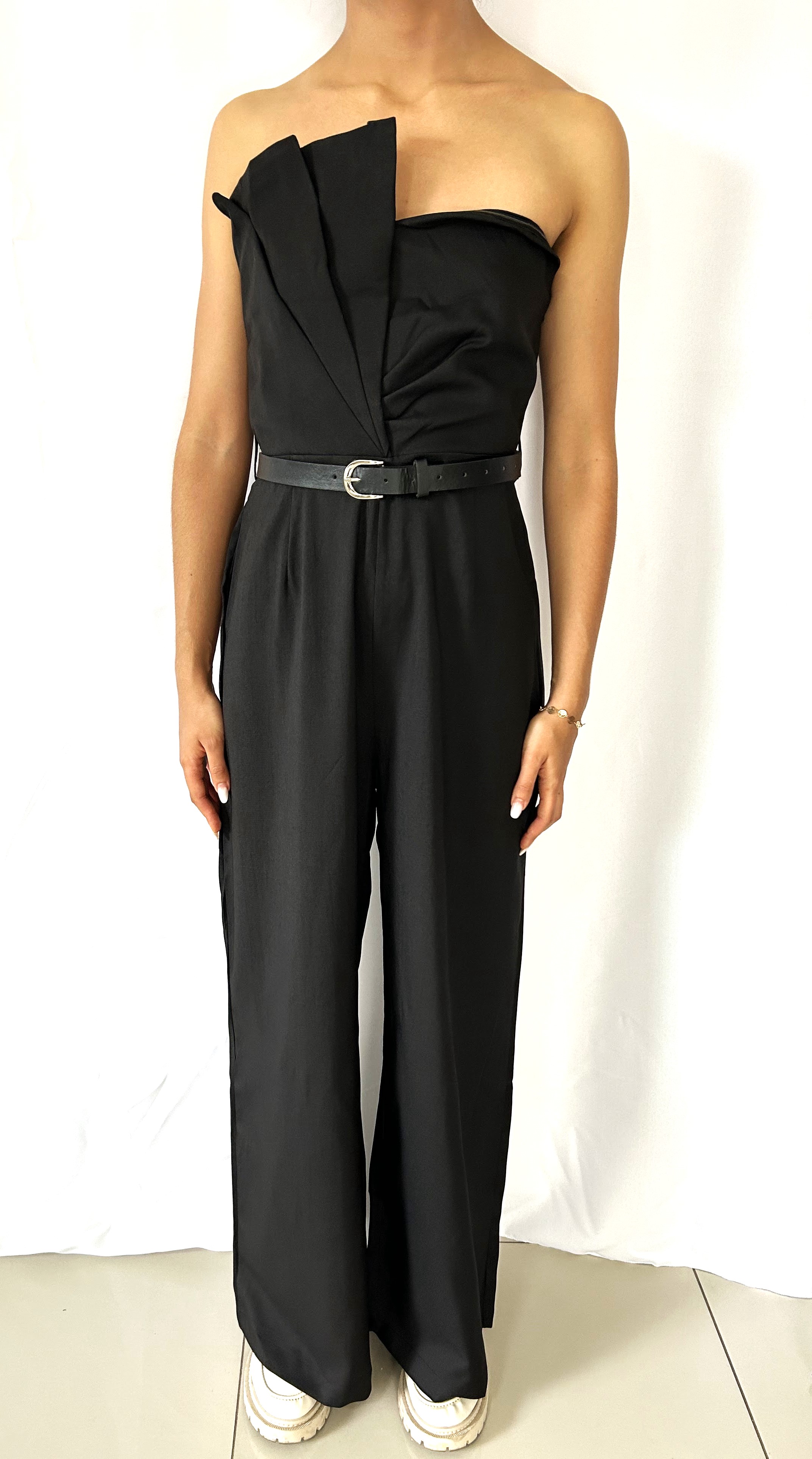 Macacão Tomara que Caia com Cinto