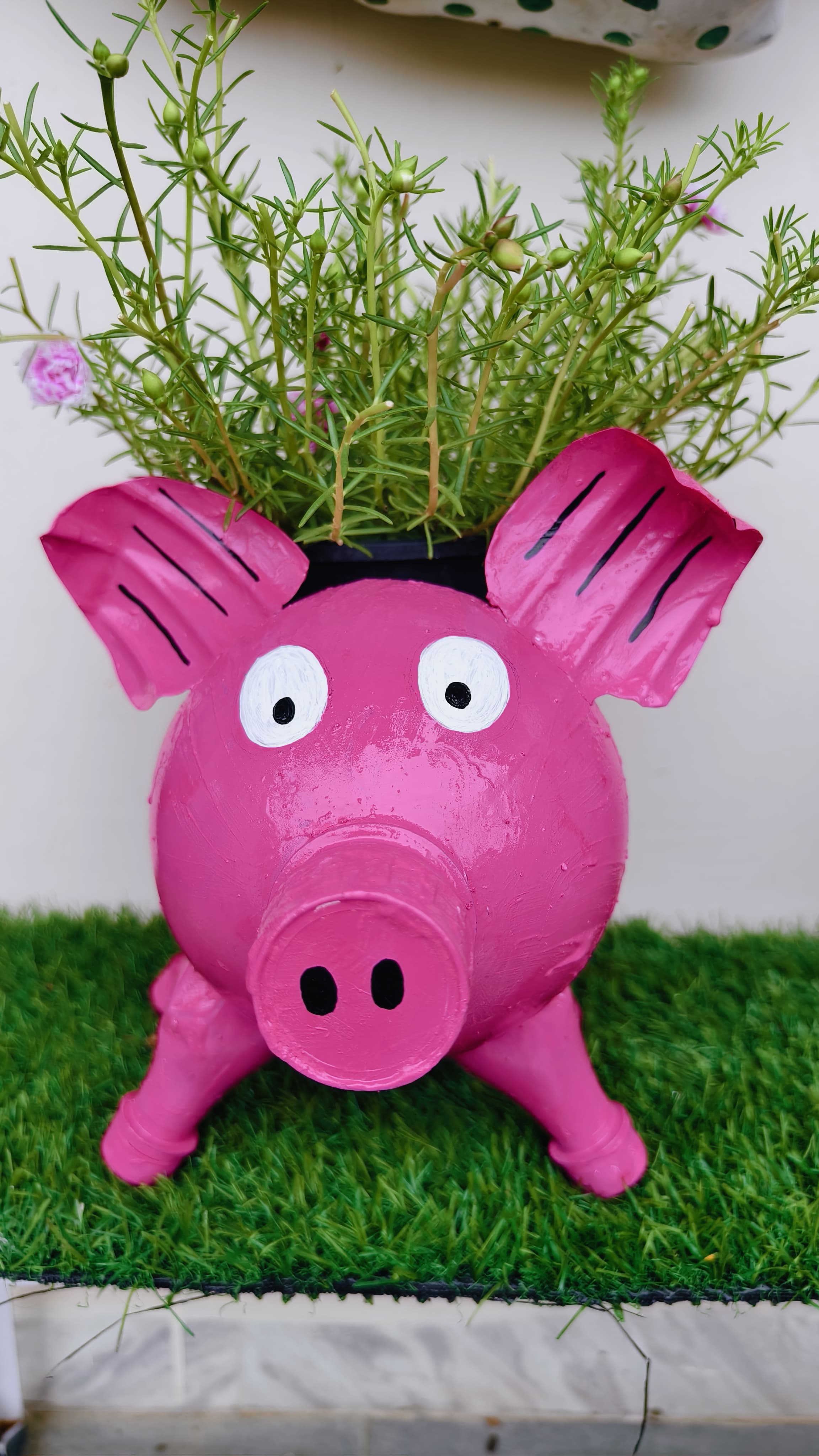 Pig Planter