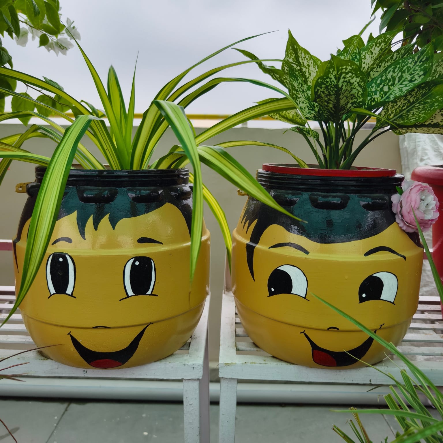 Emoji Container Planter - 15 Ltr