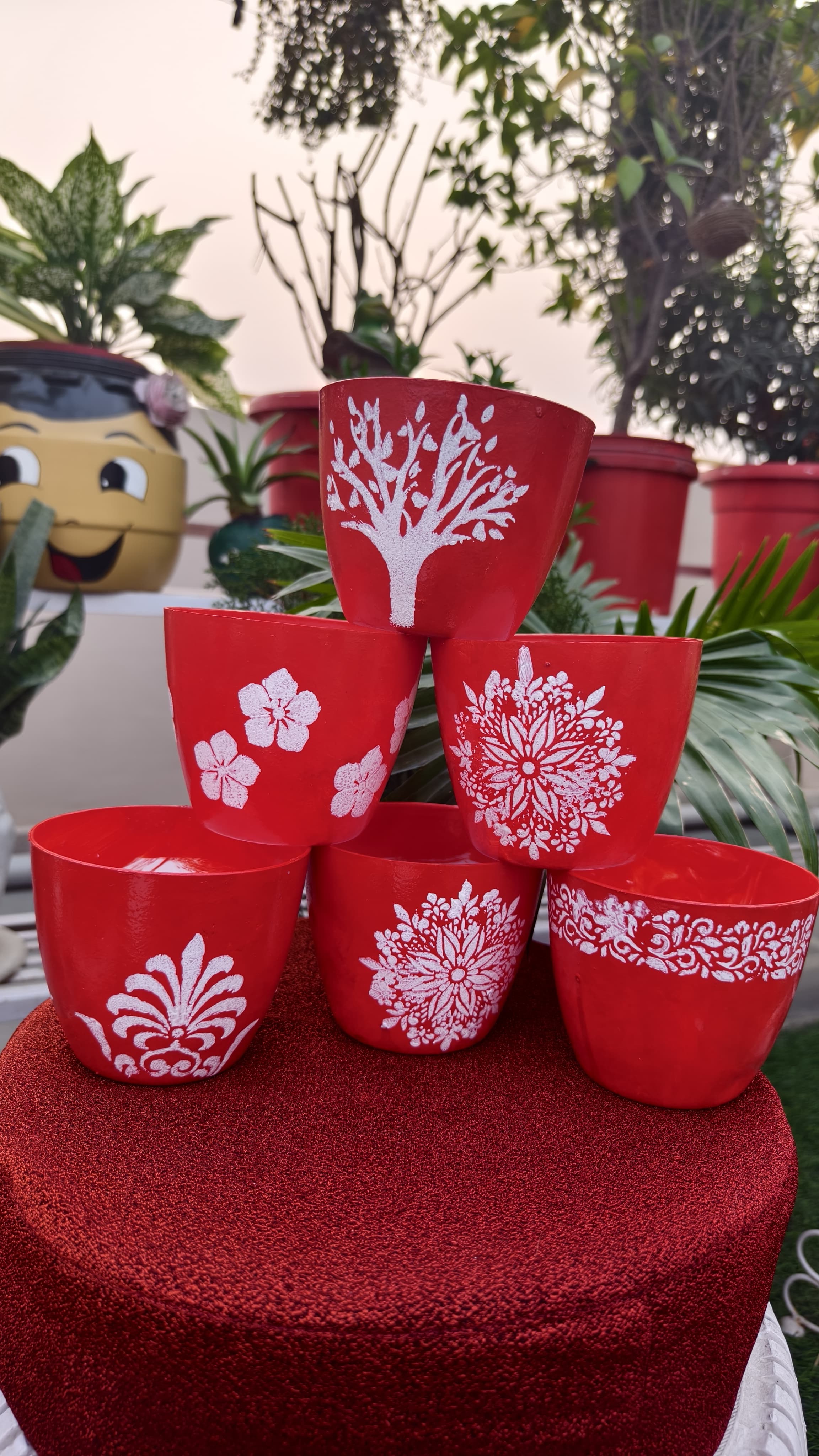Red and White Gift Planter (5 inches)