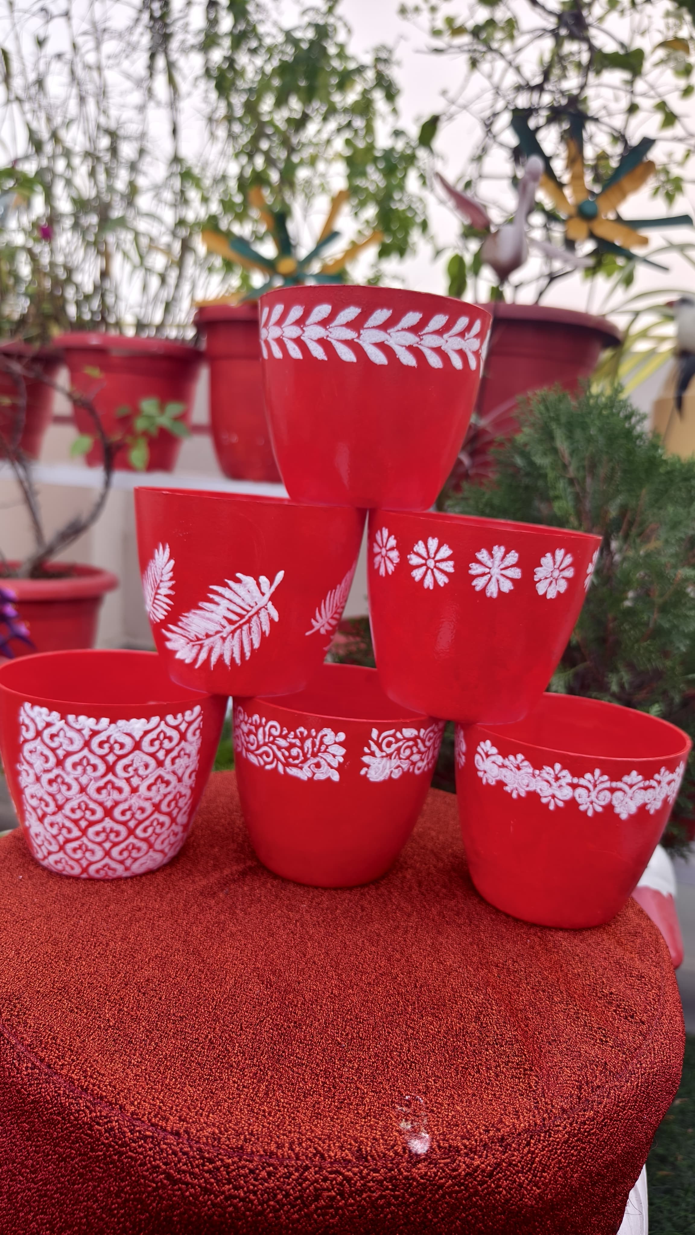 Red and White Gift Planter (5 inches)