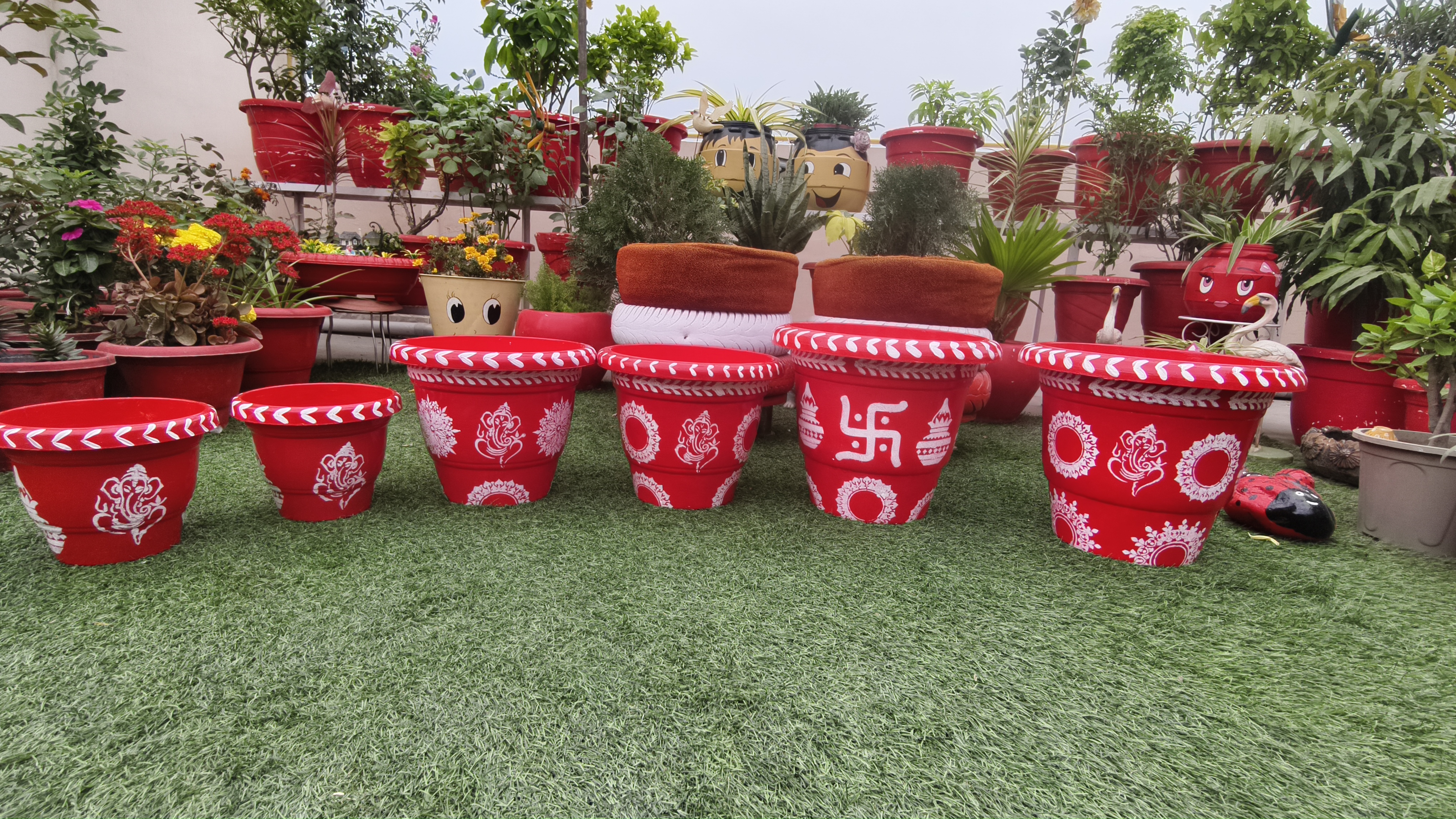 Tulsi Planter (14 inches)