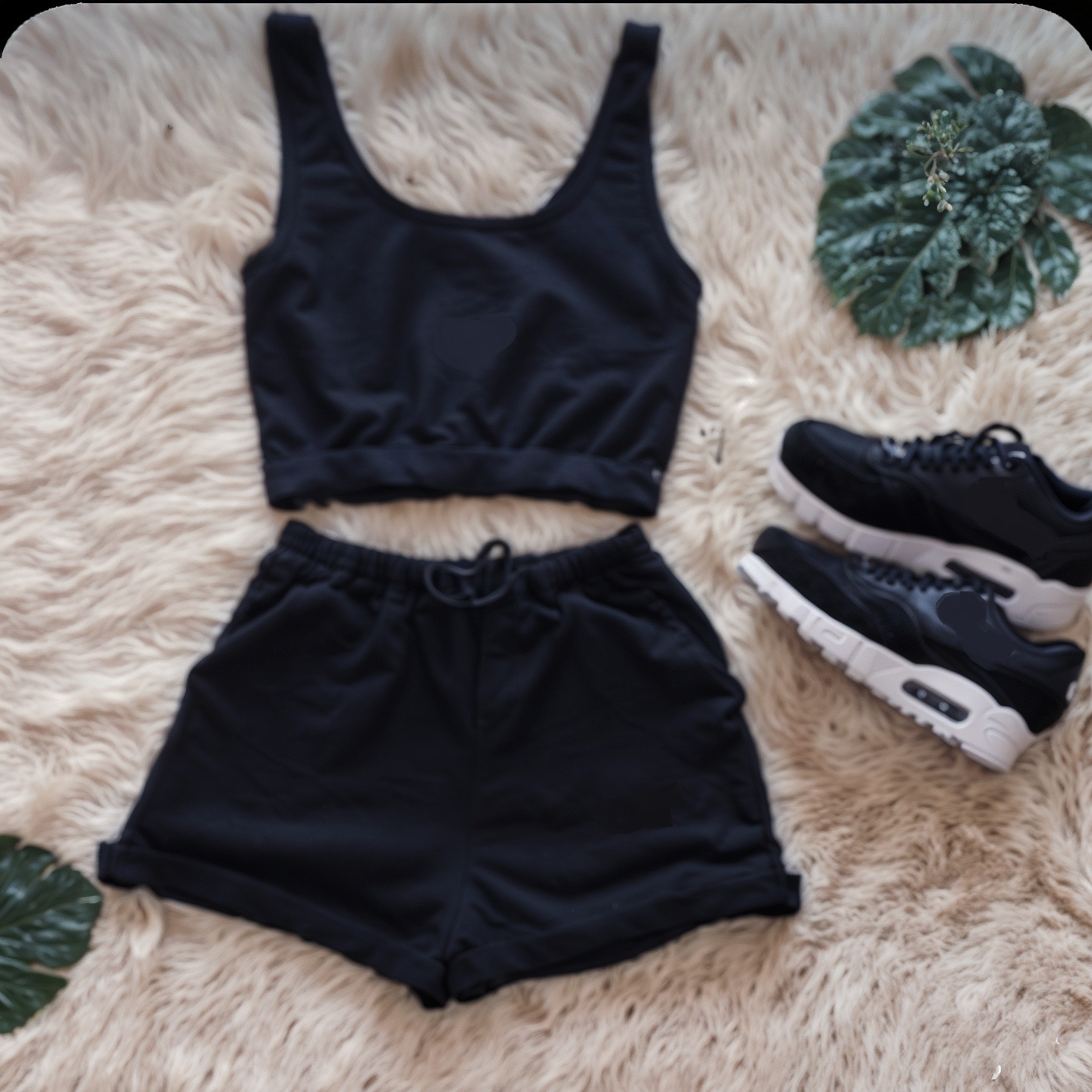 Short and tank top Two pieces