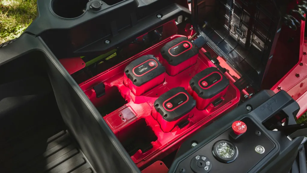 Cramer 82ZT107 Zero Turn Zitmaaier