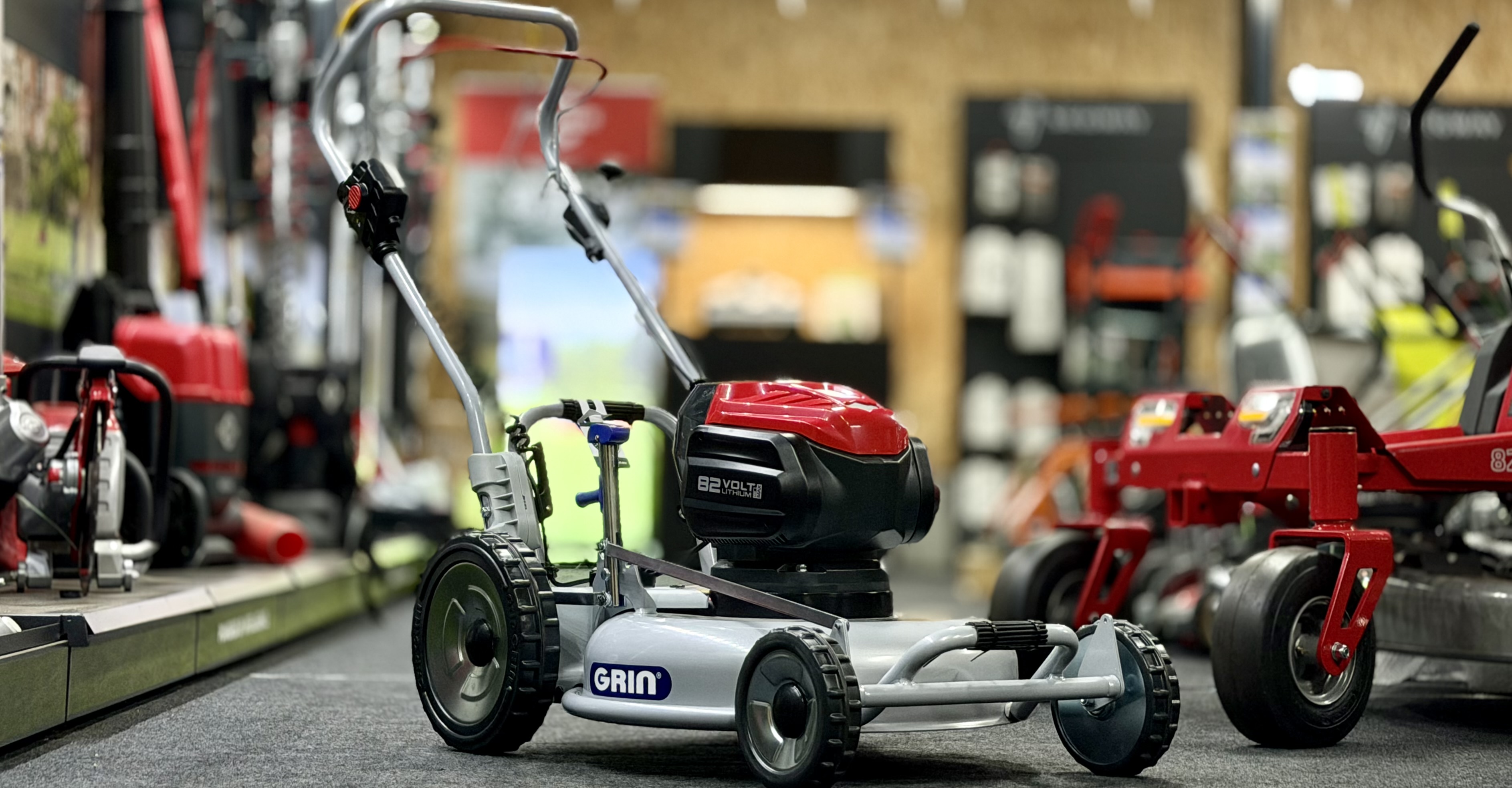 GRIN BM46A-82V Aangedreven Accumaaier Grasmaaier